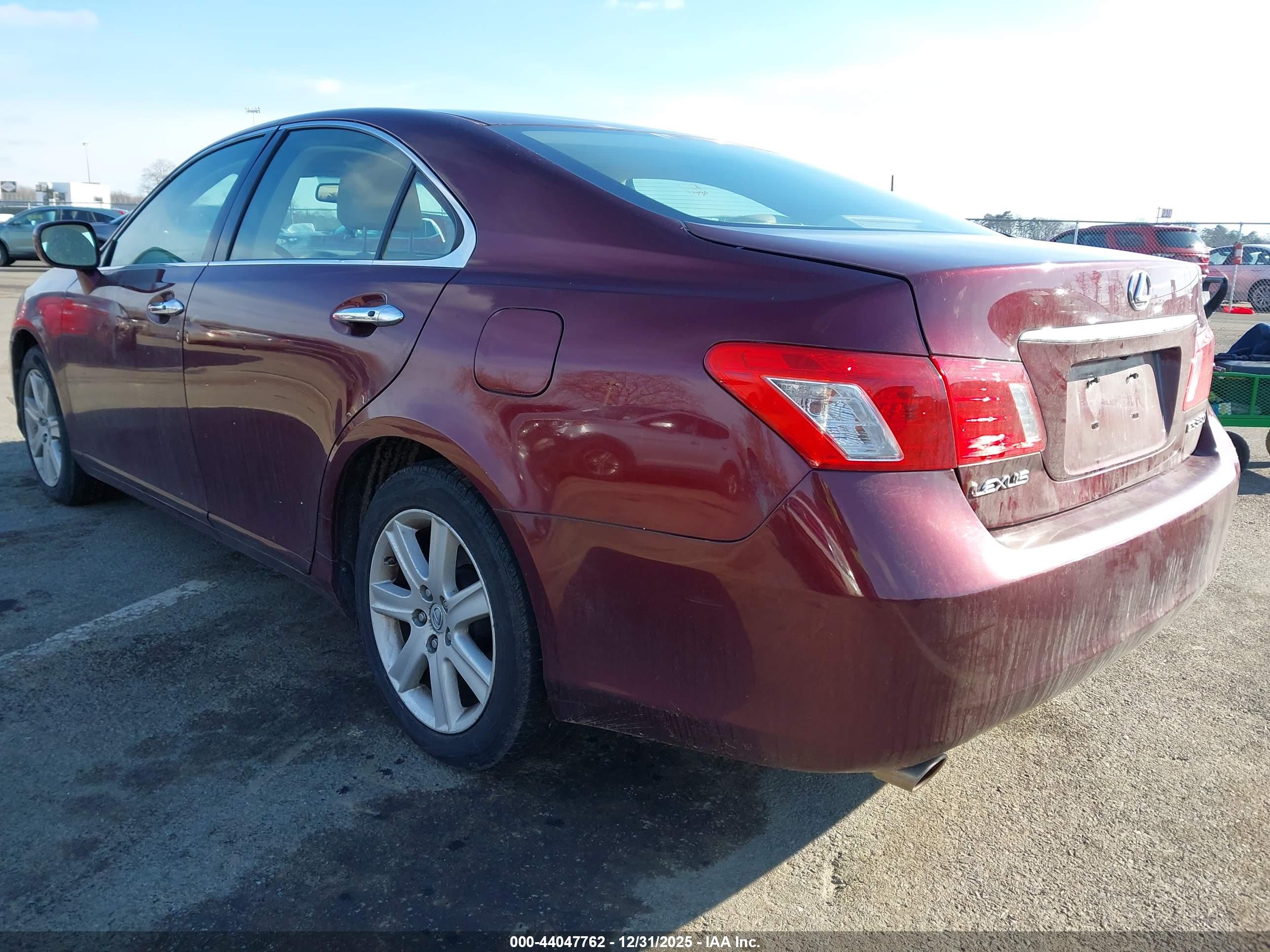 LEXUS ES image 3