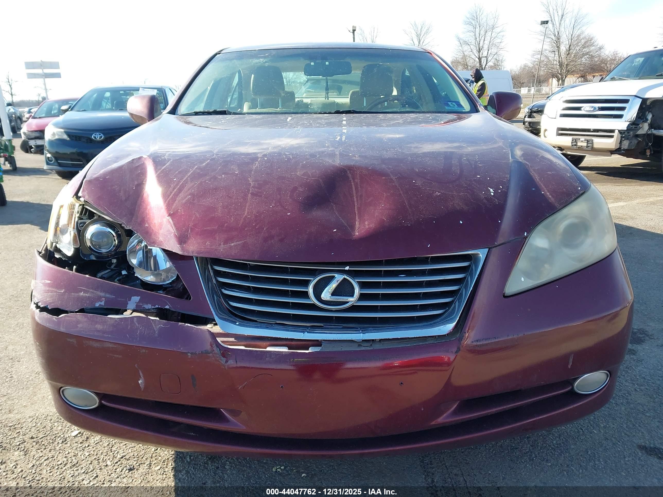 LEXUS ES image 6