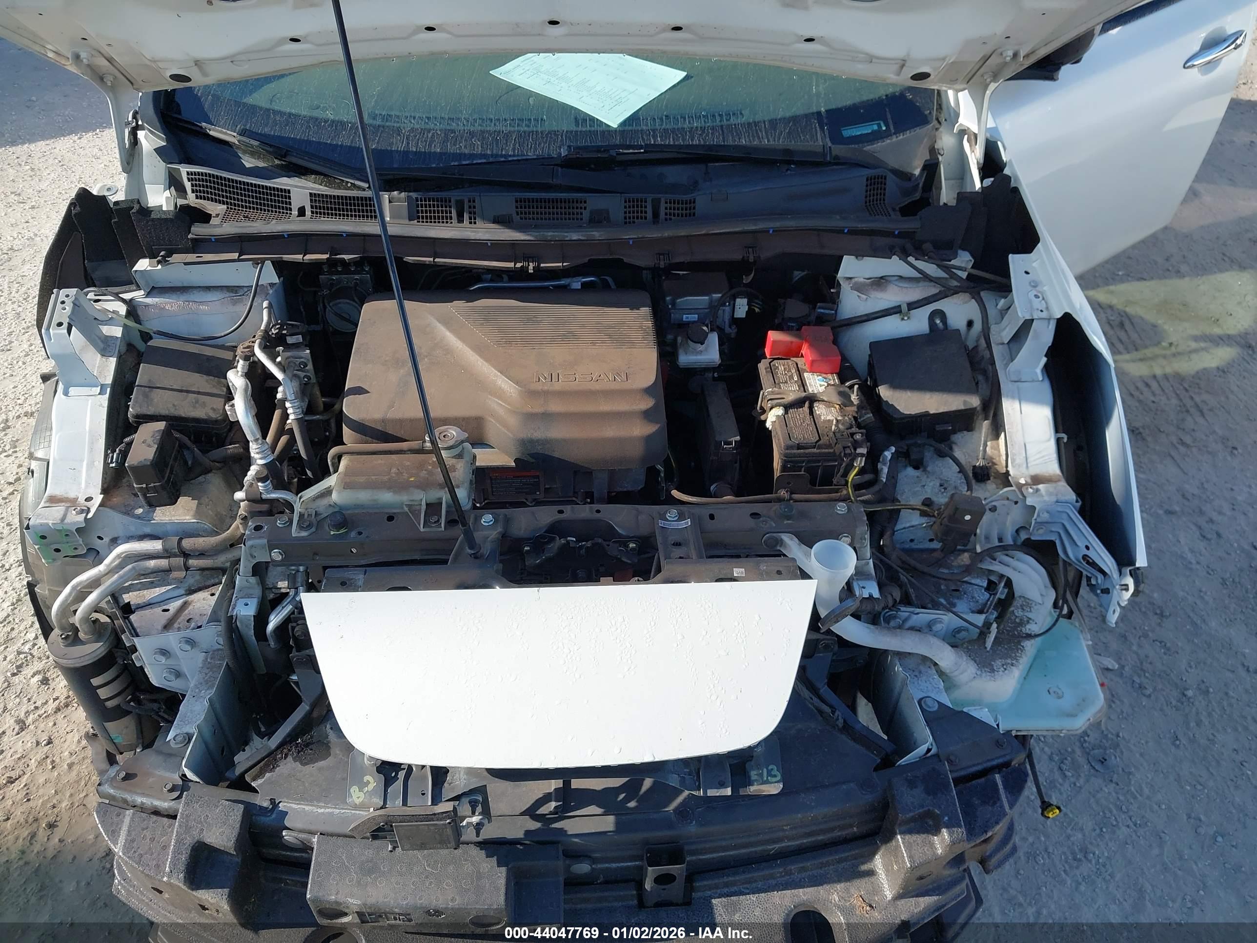 NISSAN LEAF image 10