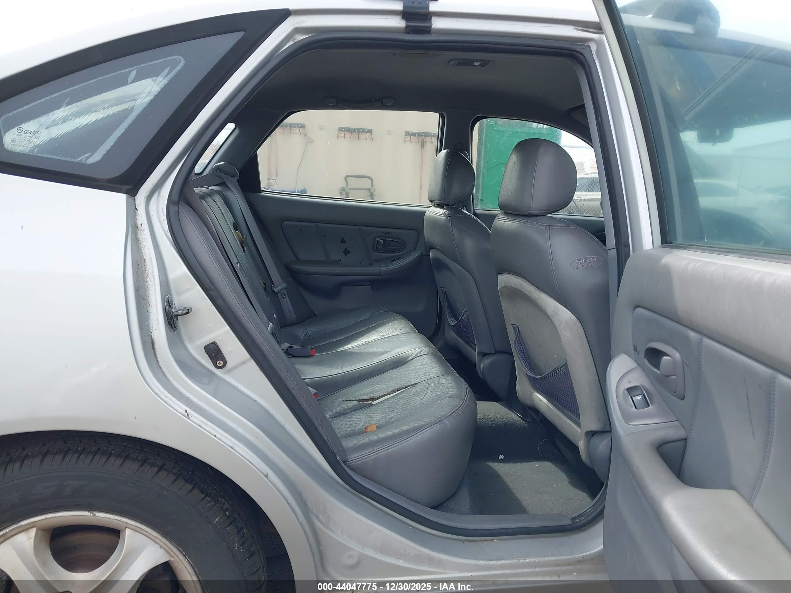 HYUNDAI ELANTRA image 8