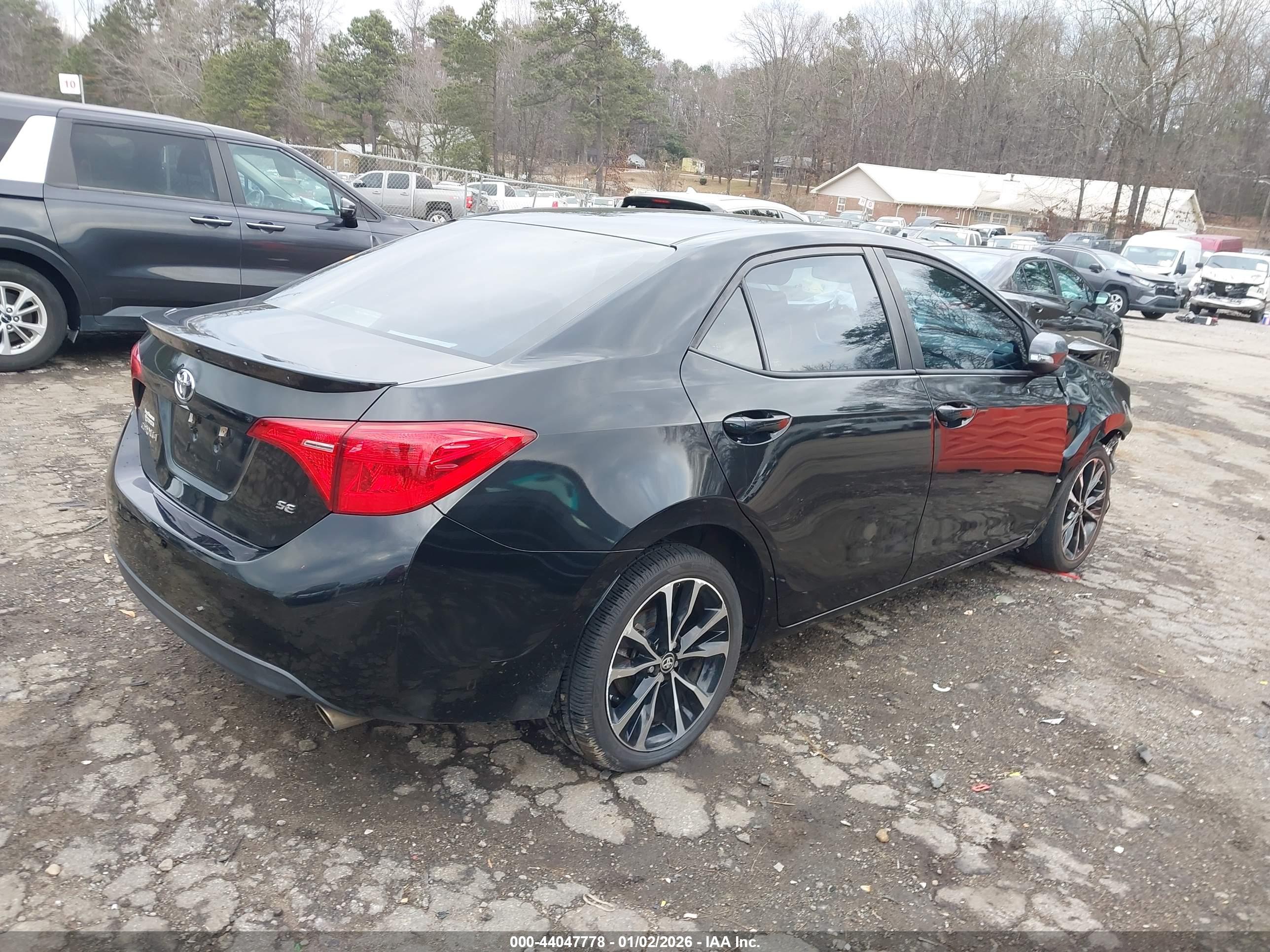 TOYOTA COROLLA image 4