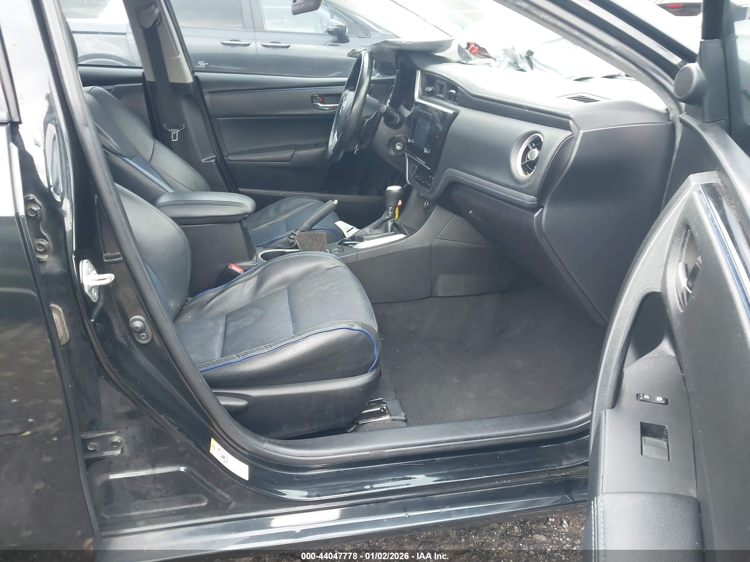 TOYOTA COROLLA image 5