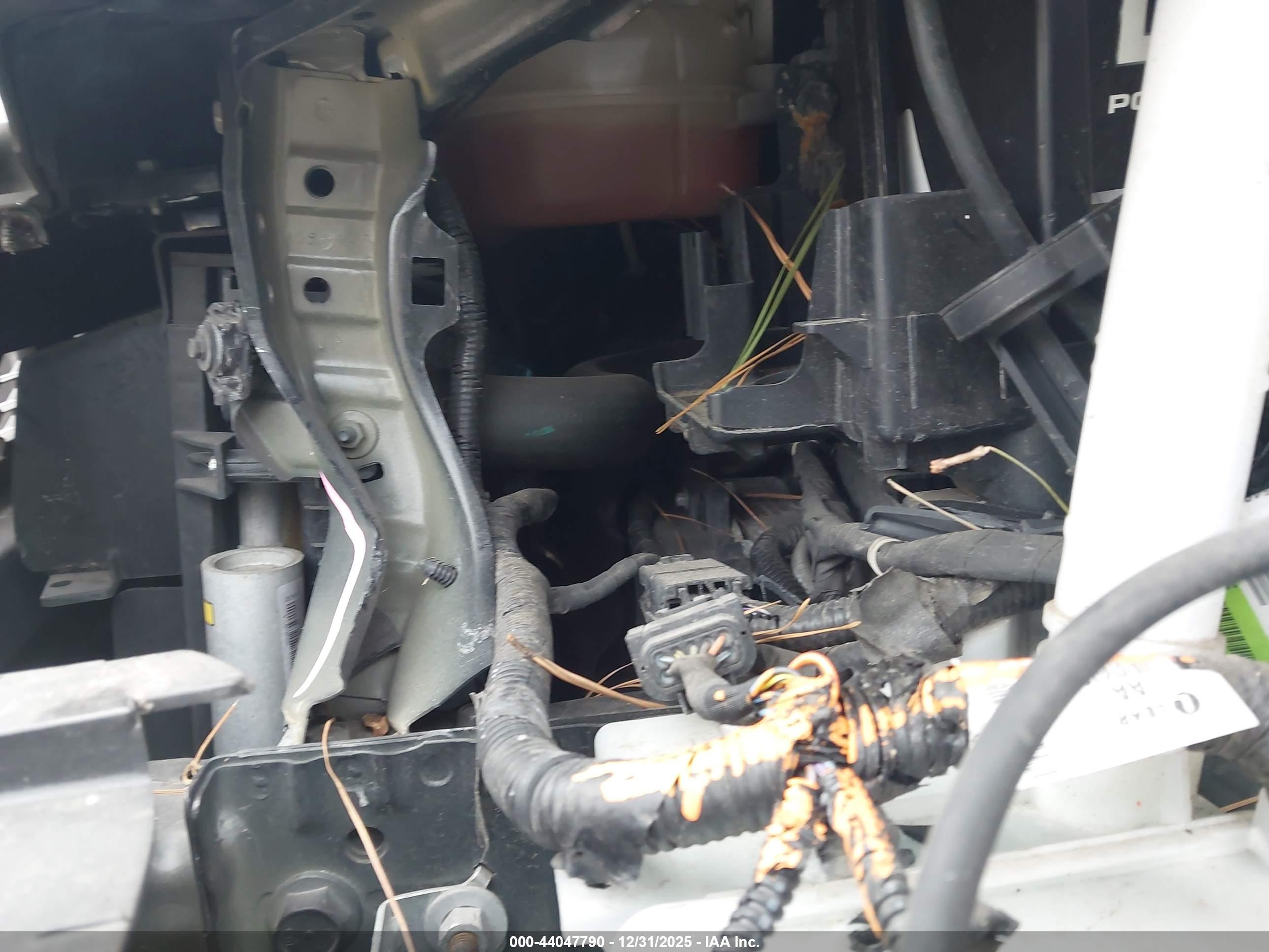 CHEVROLET SONIC image 10