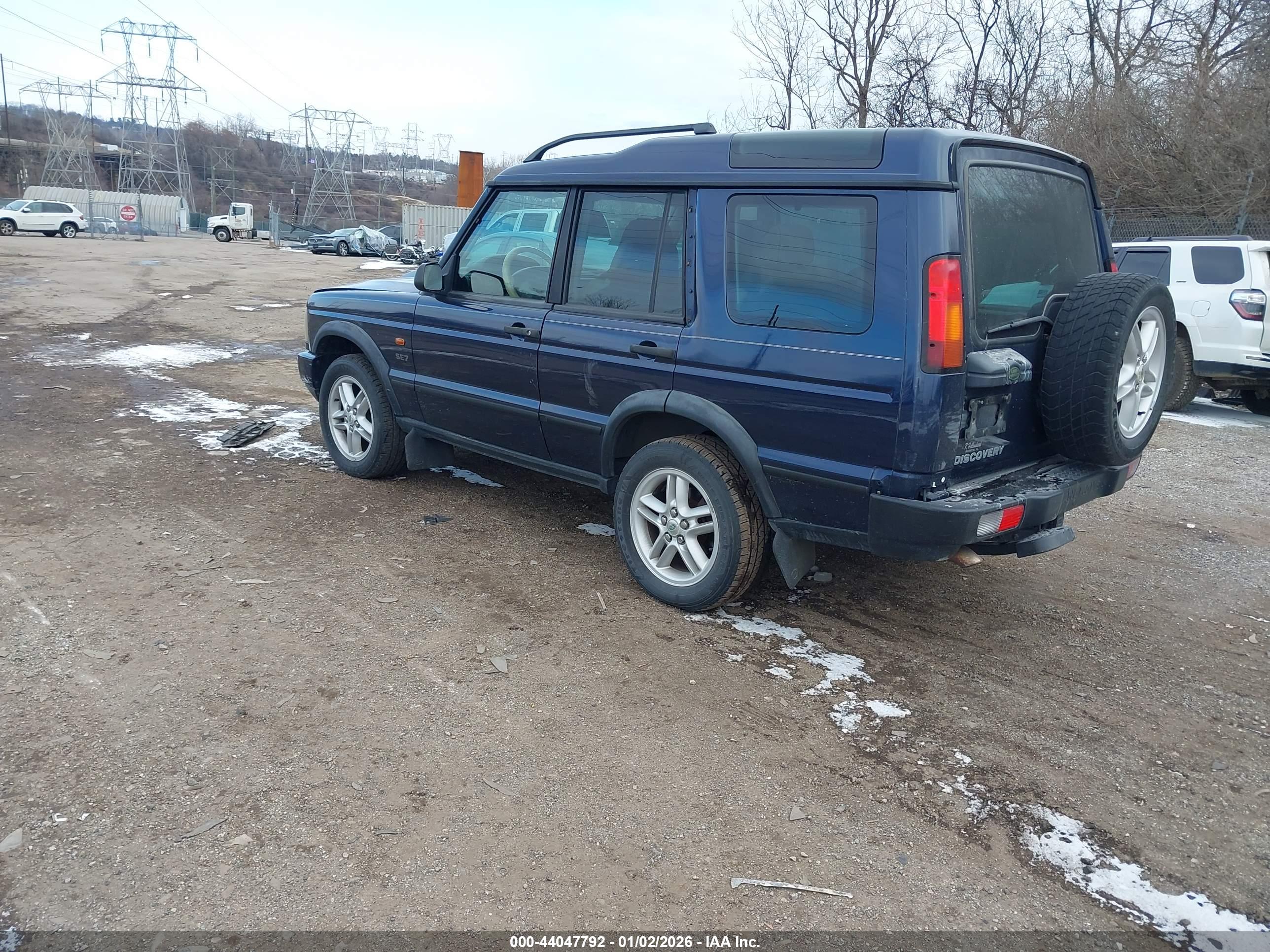 LAND ROVER image 3