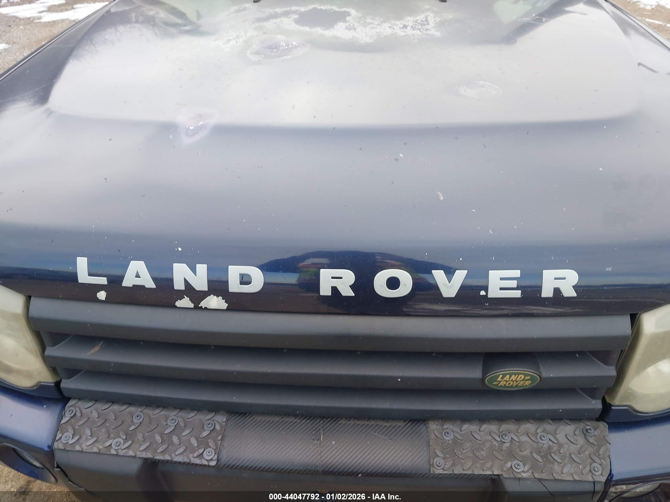 LAND ROVER image 6