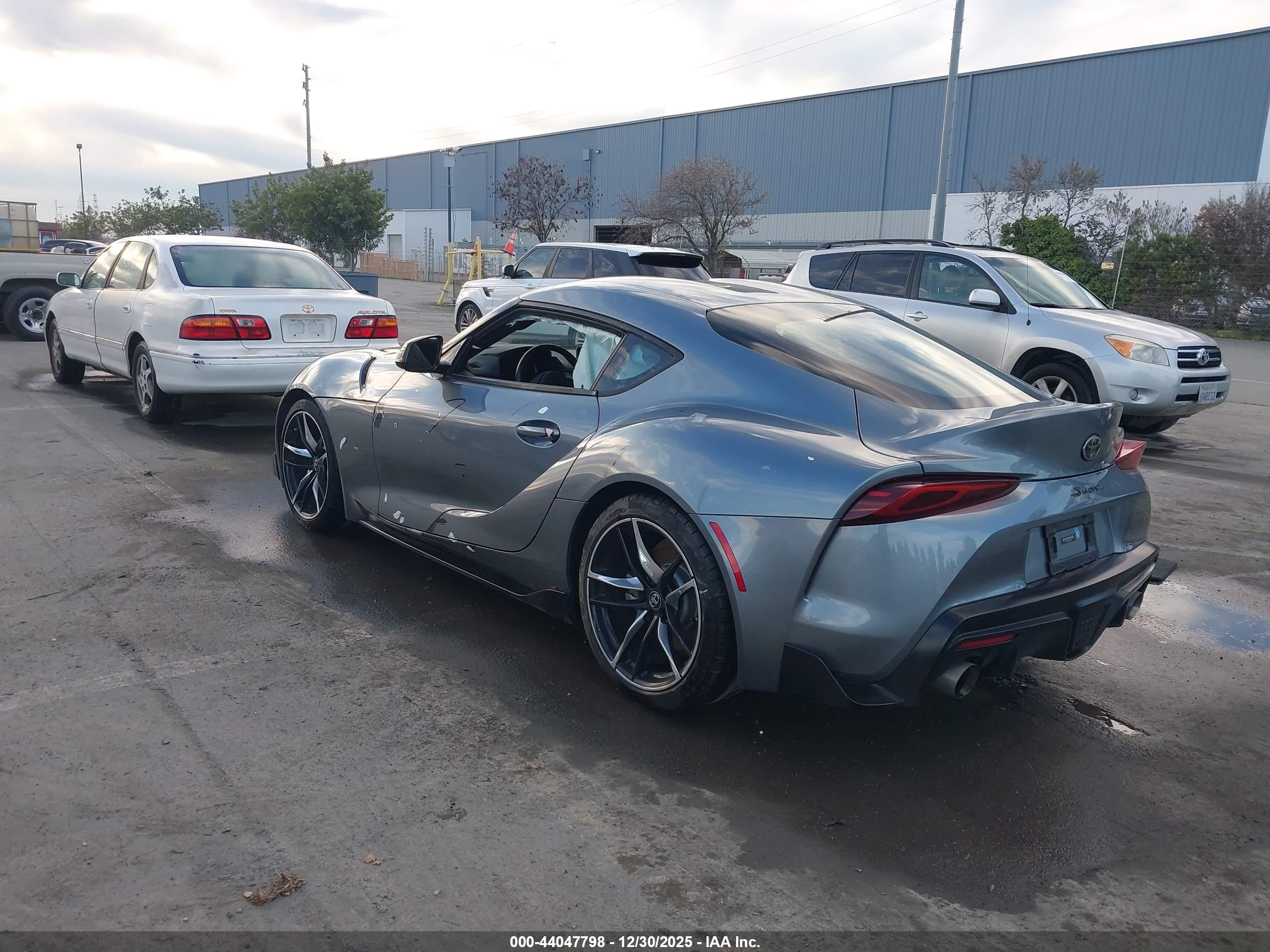TOYOTA GR image 3