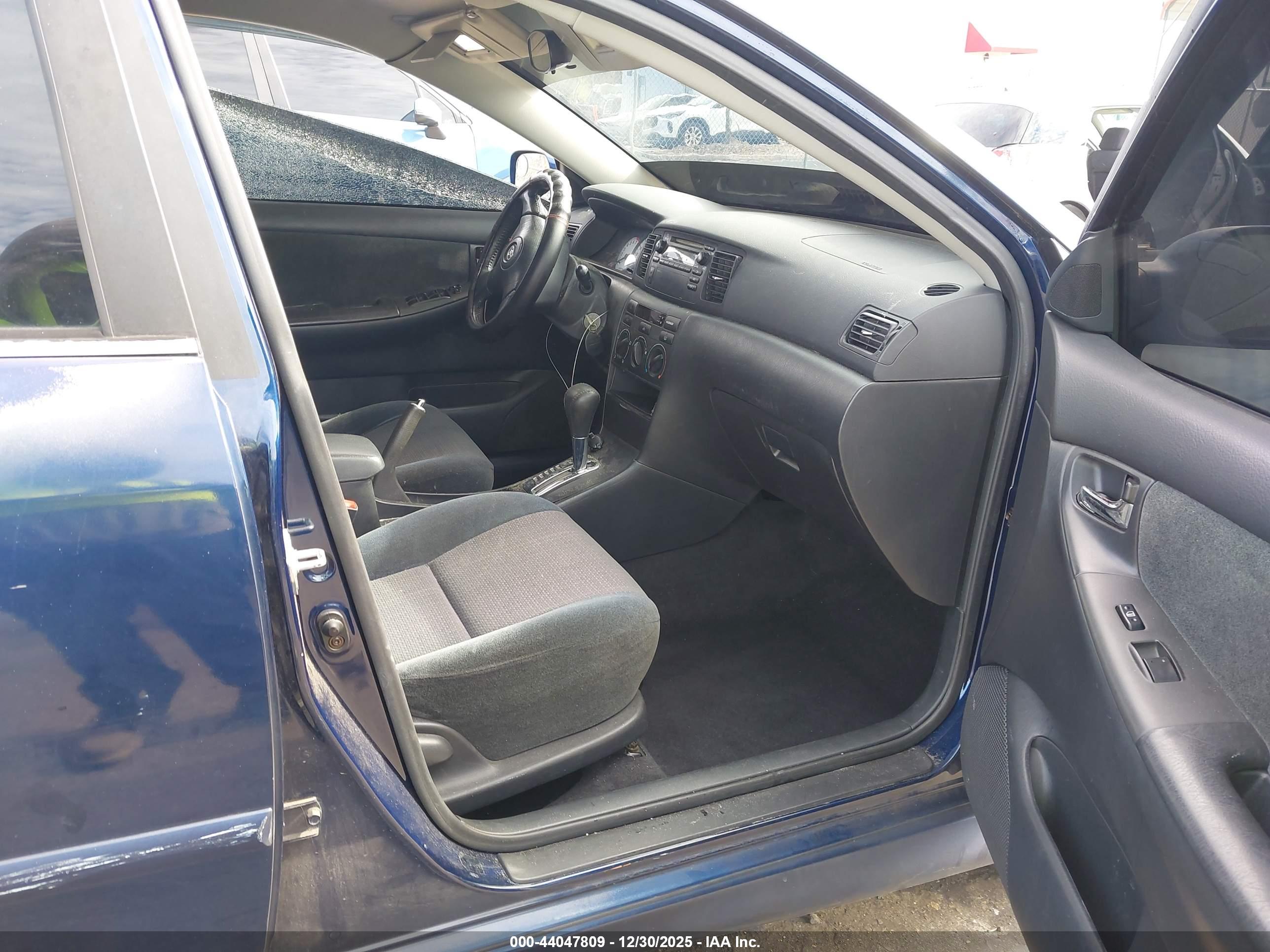 TOYOTA COROLLA image 5