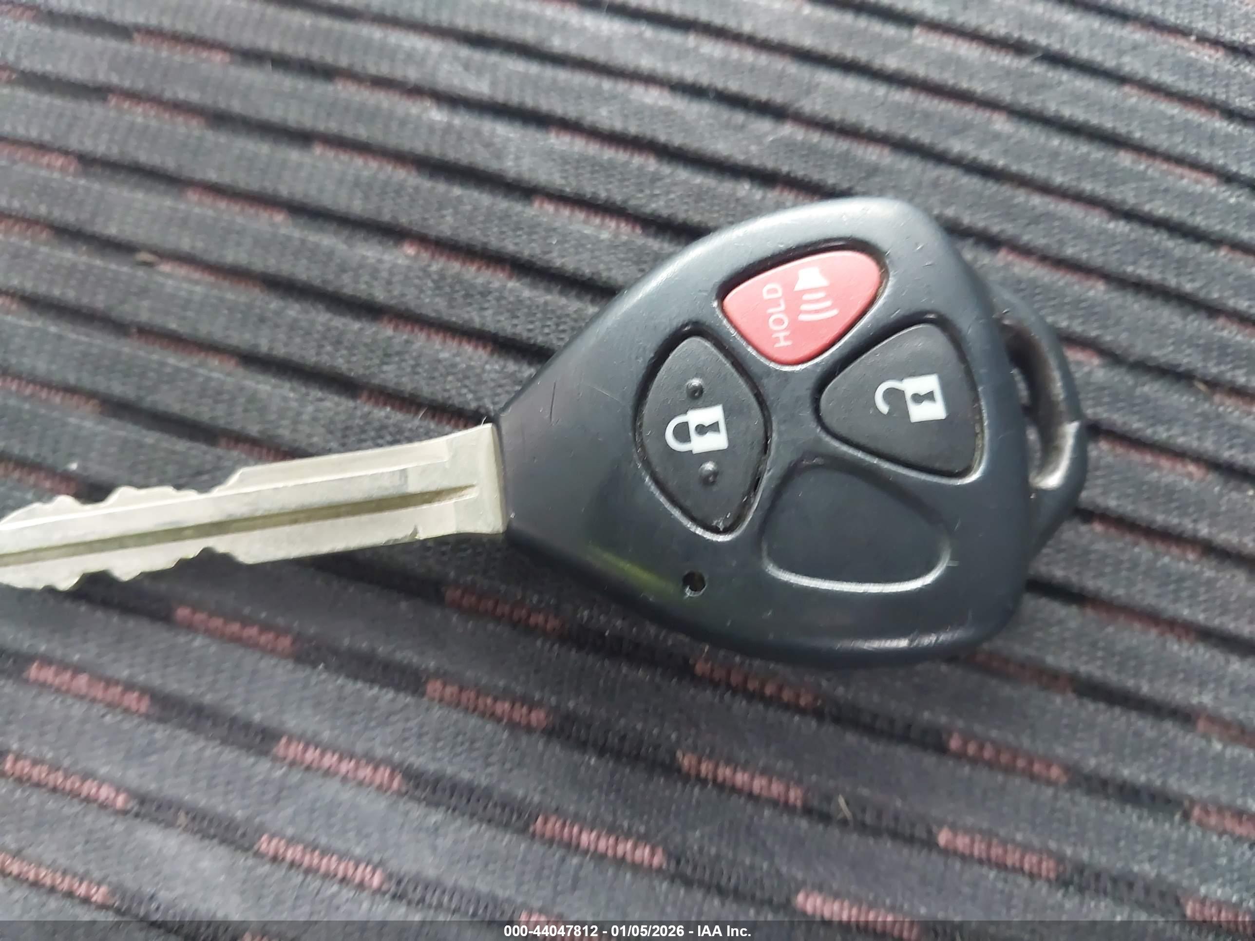 TOYOTA 4RUNNER image 11