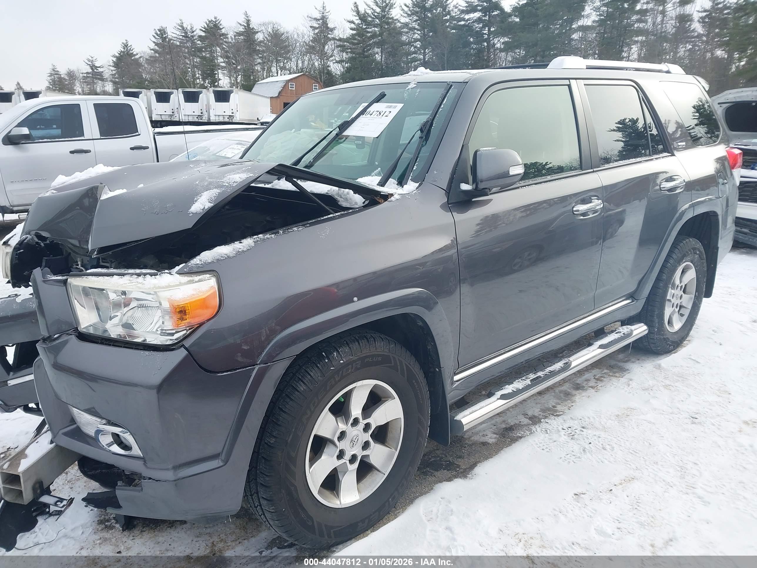 TOYOTA 4RUNNER image 2