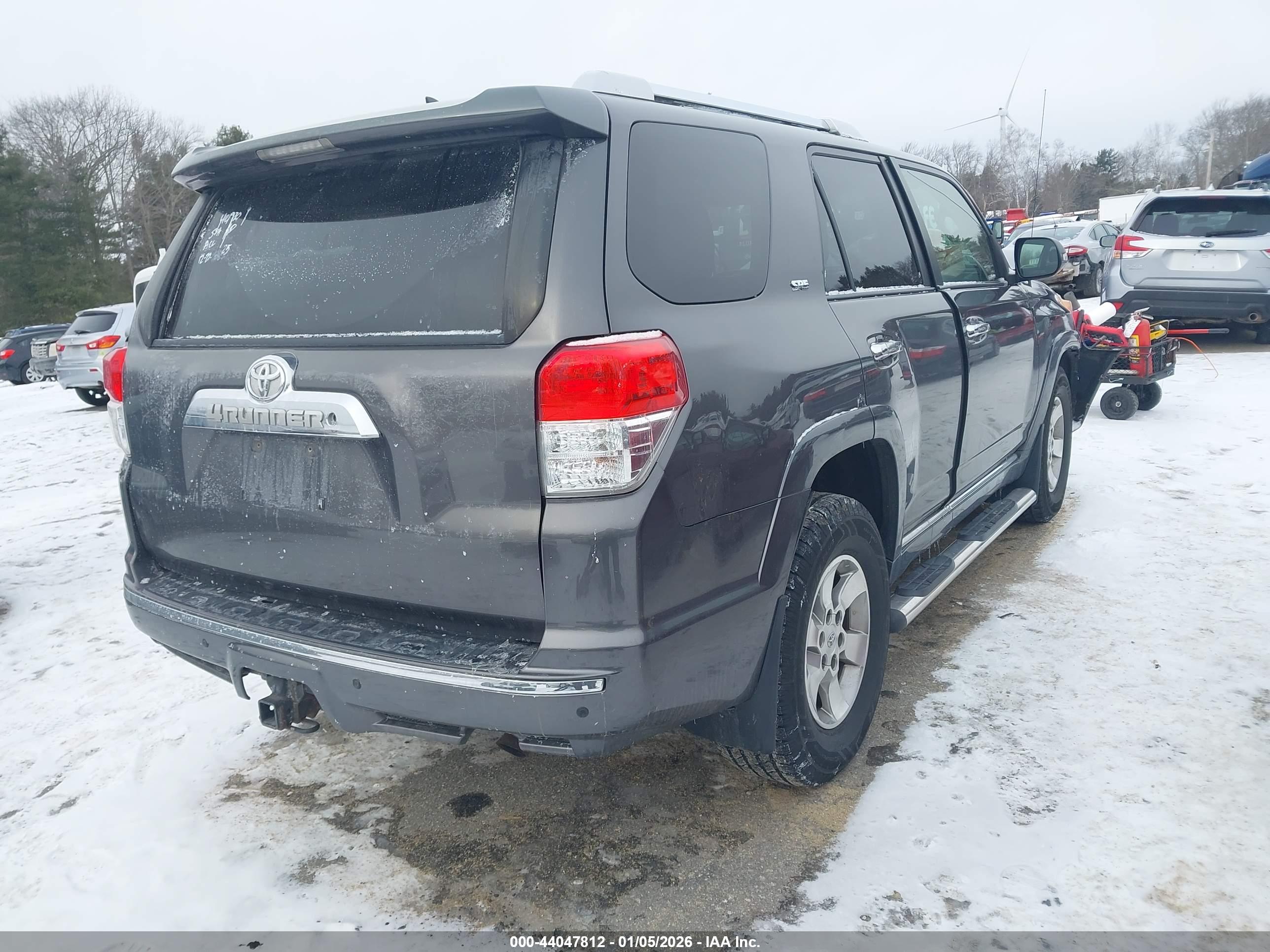 TOYOTA 4RUNNER image 4
