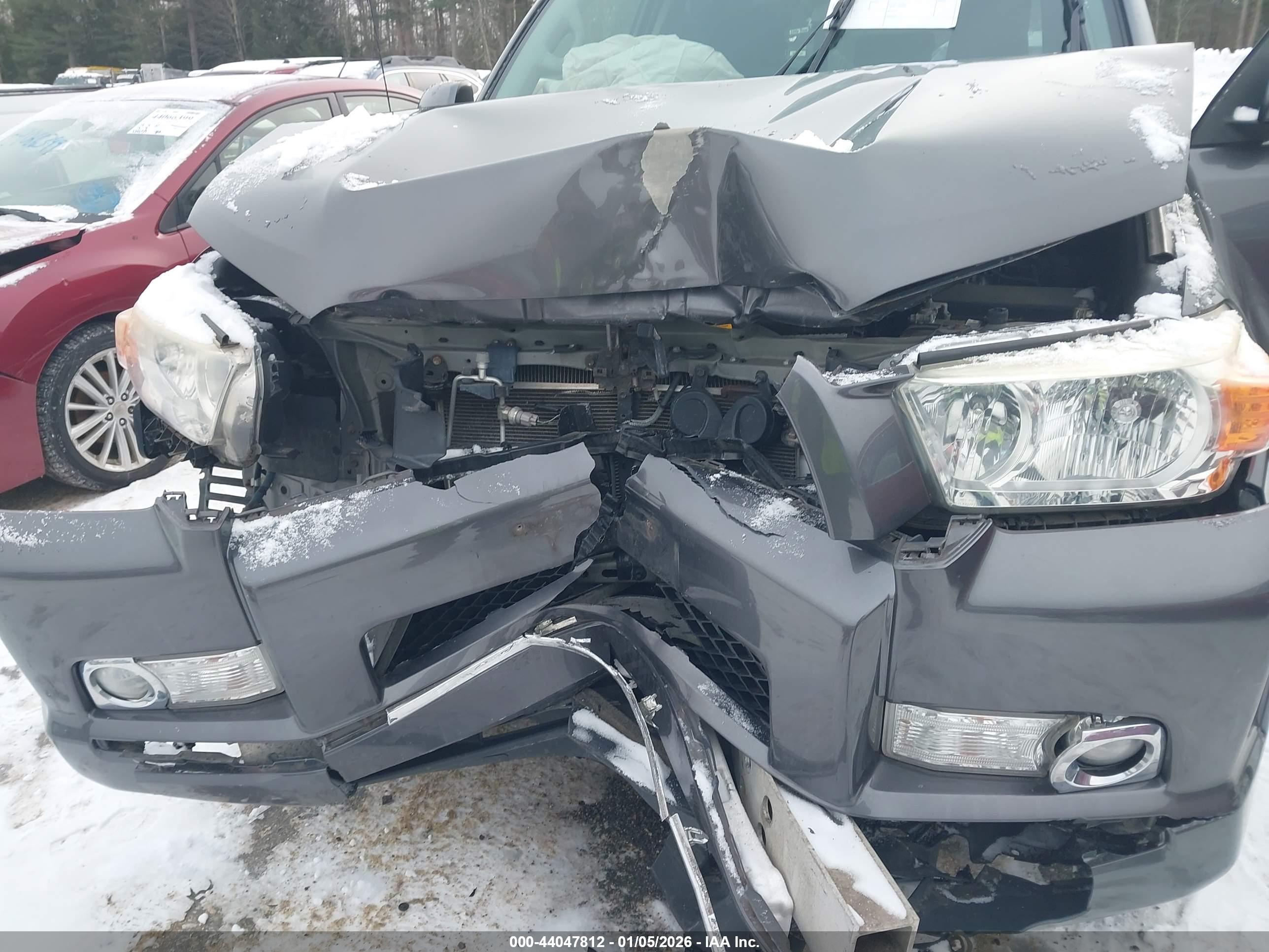 TOYOTA 4RUNNER image 6