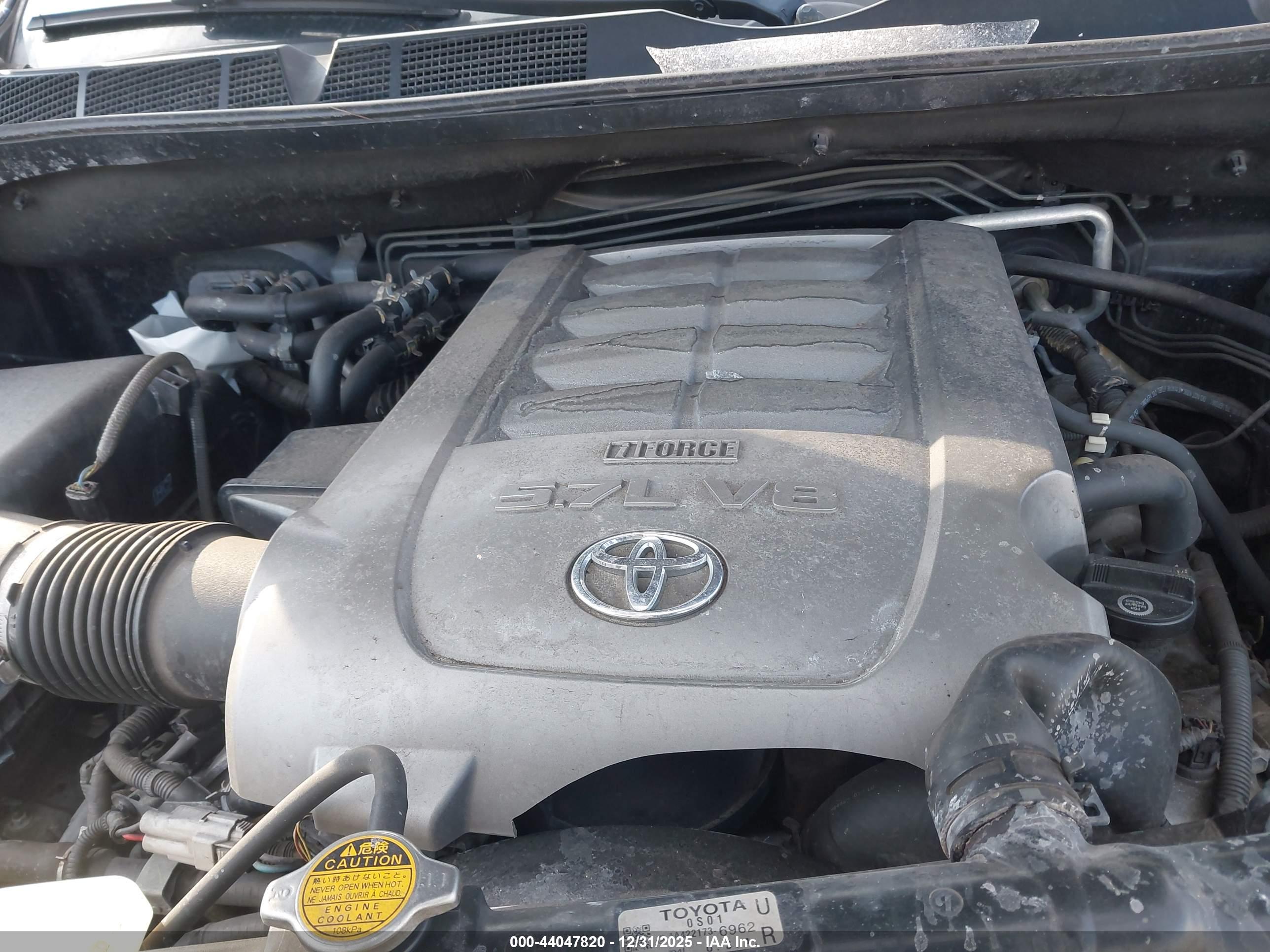 TOYOTA SEQUOIA image 10