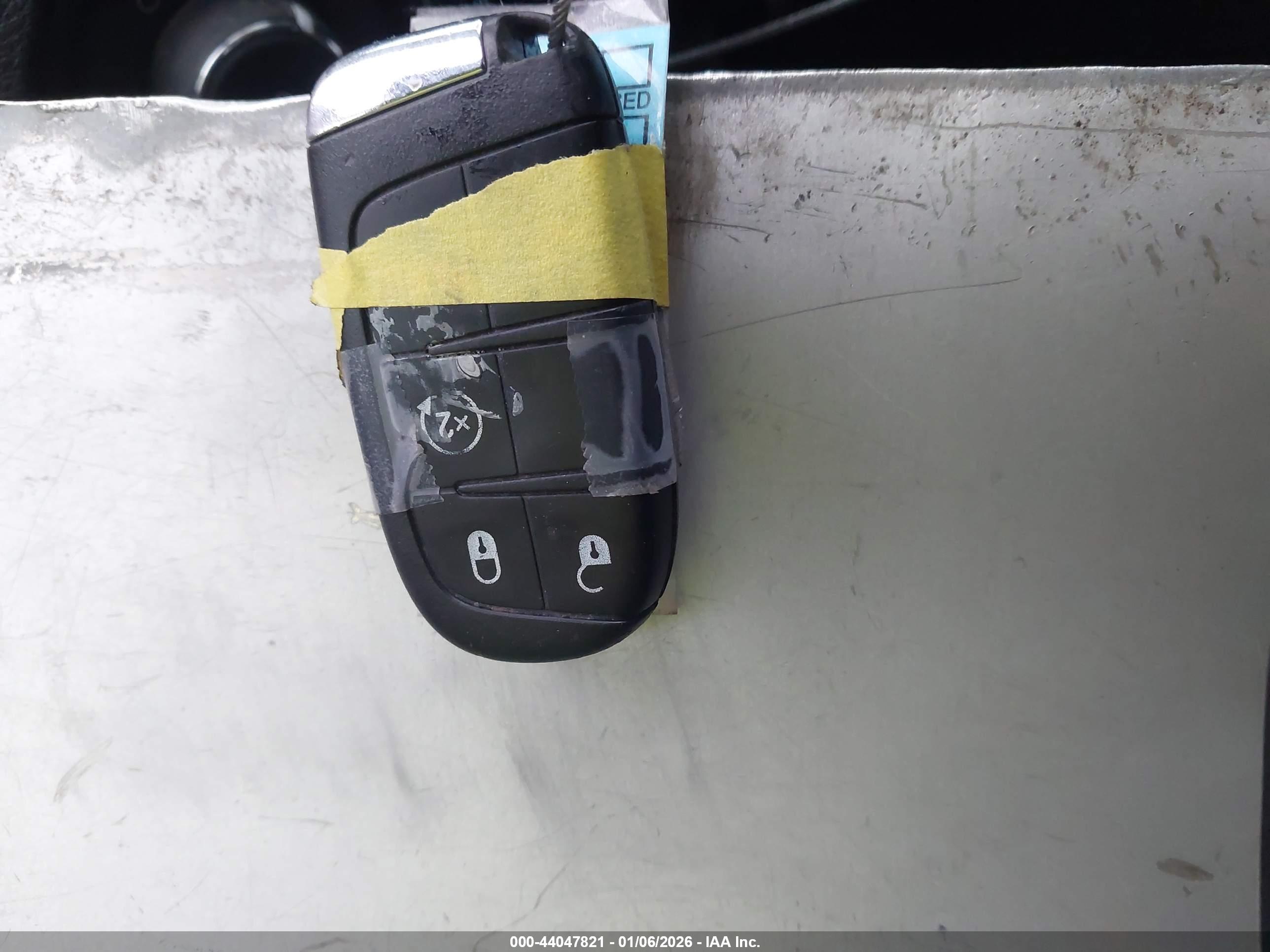 JEEP RENEGADE image 11