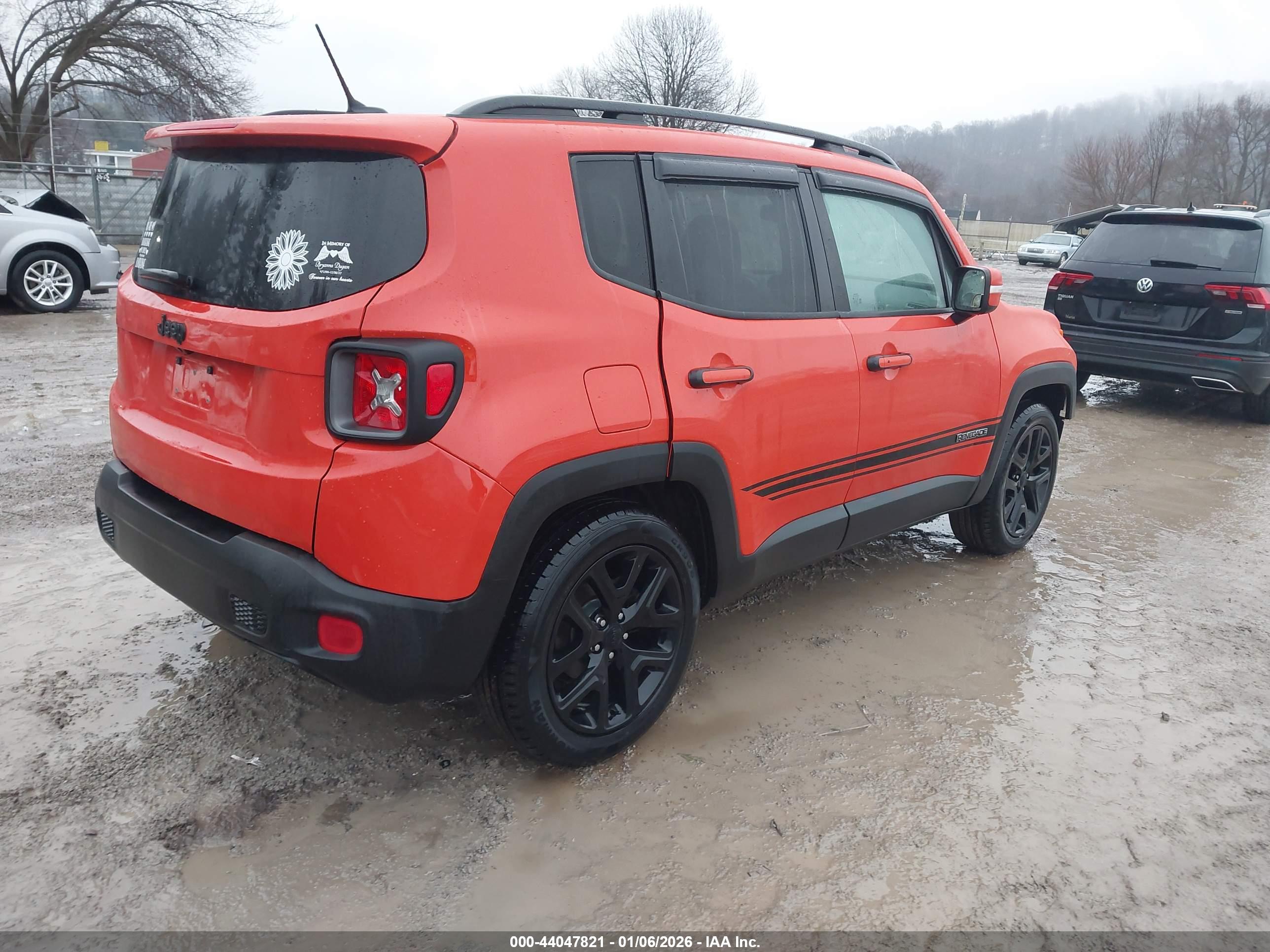 JEEP RENEGADE image 4