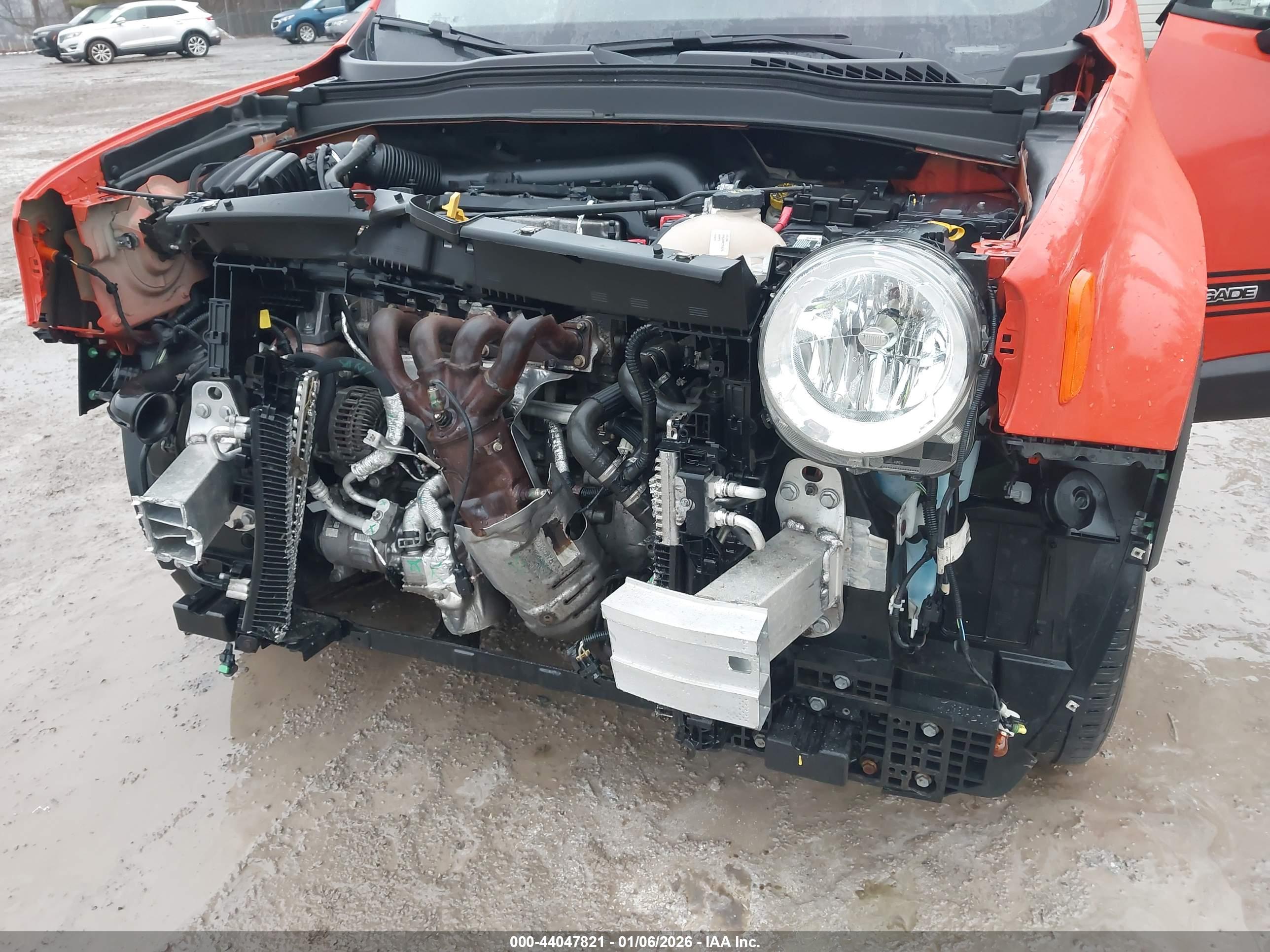 JEEP RENEGADE image 6