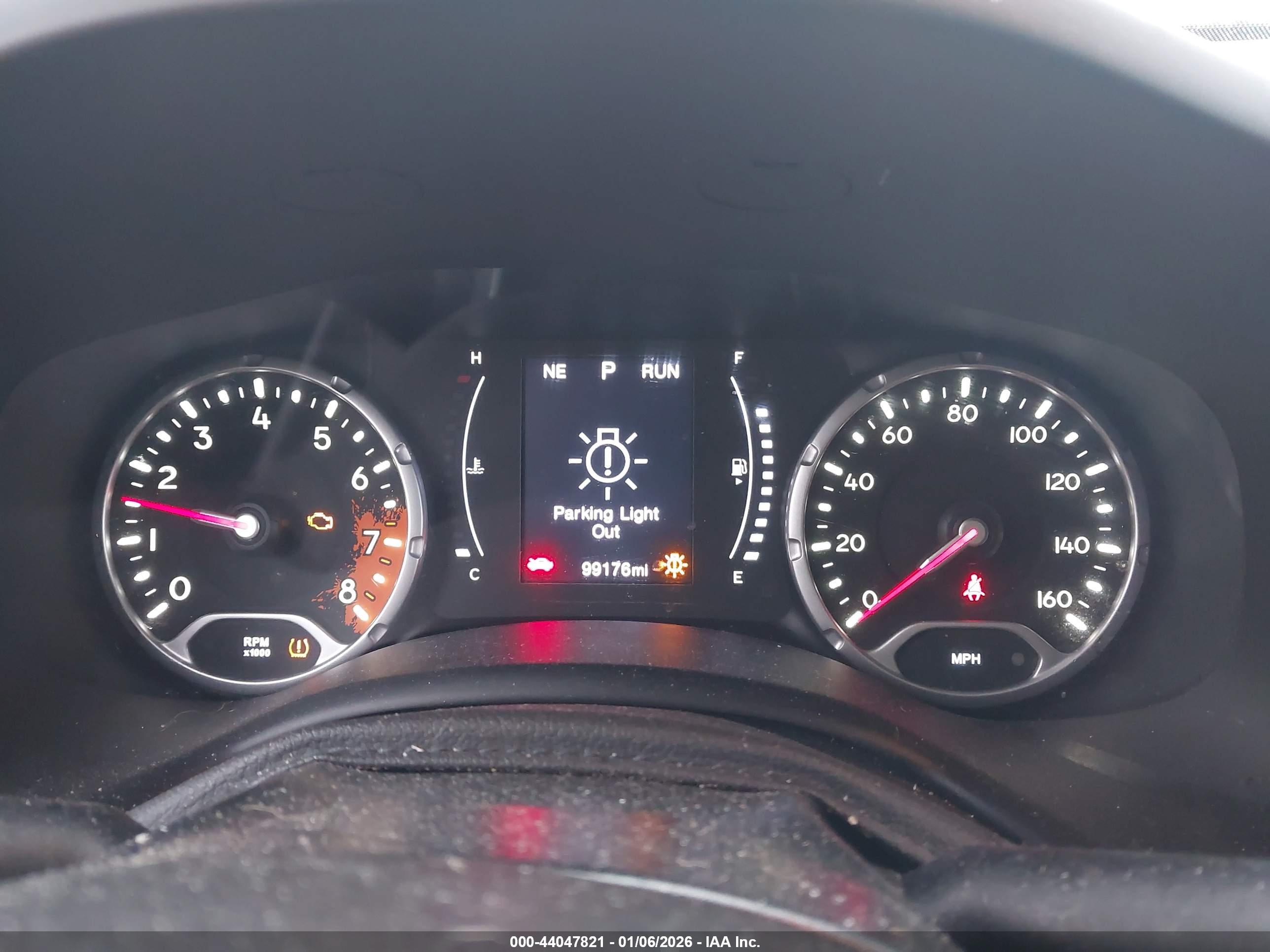 JEEP RENEGADE image 7