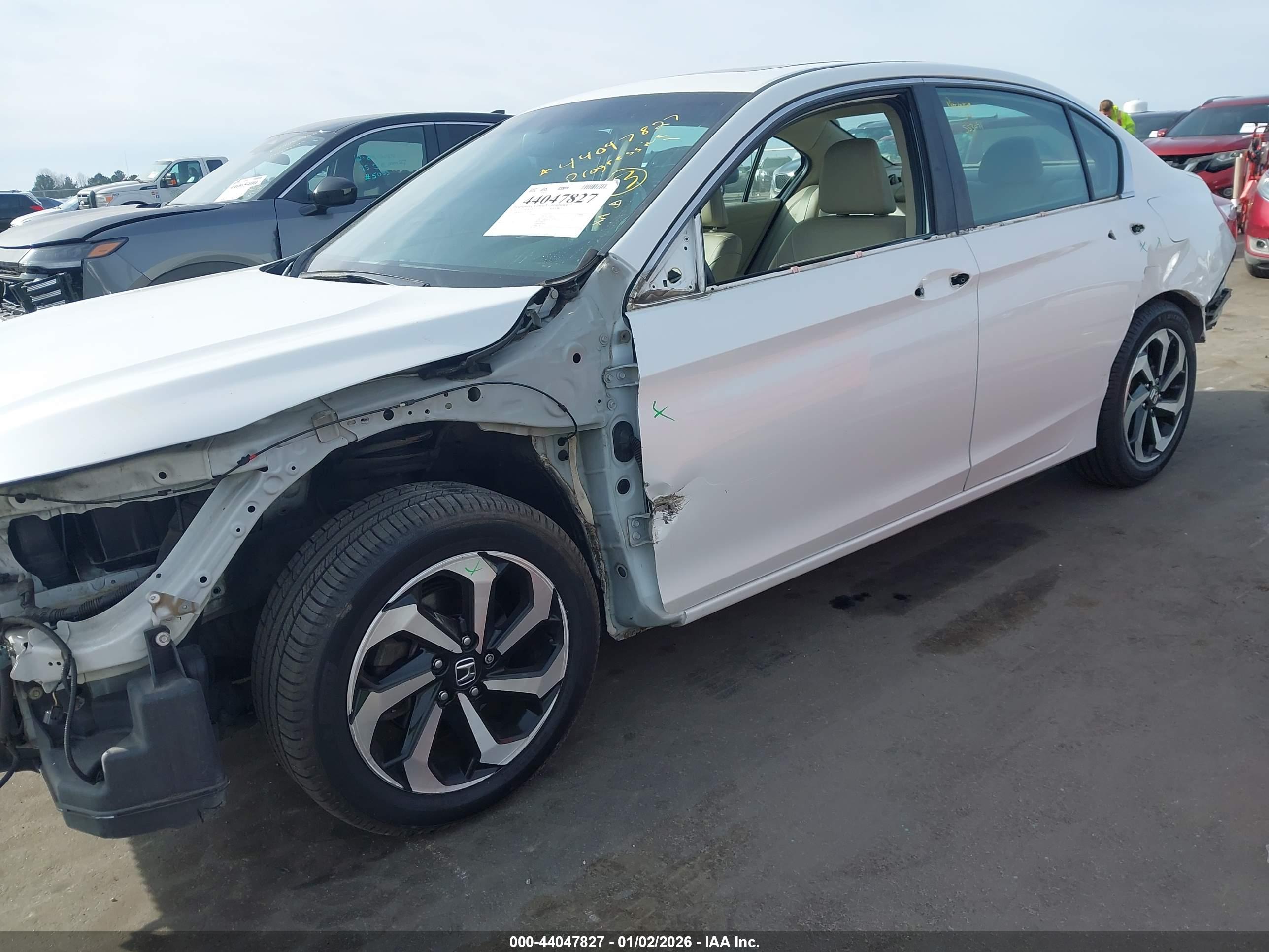 HONDA ACCORD image 6