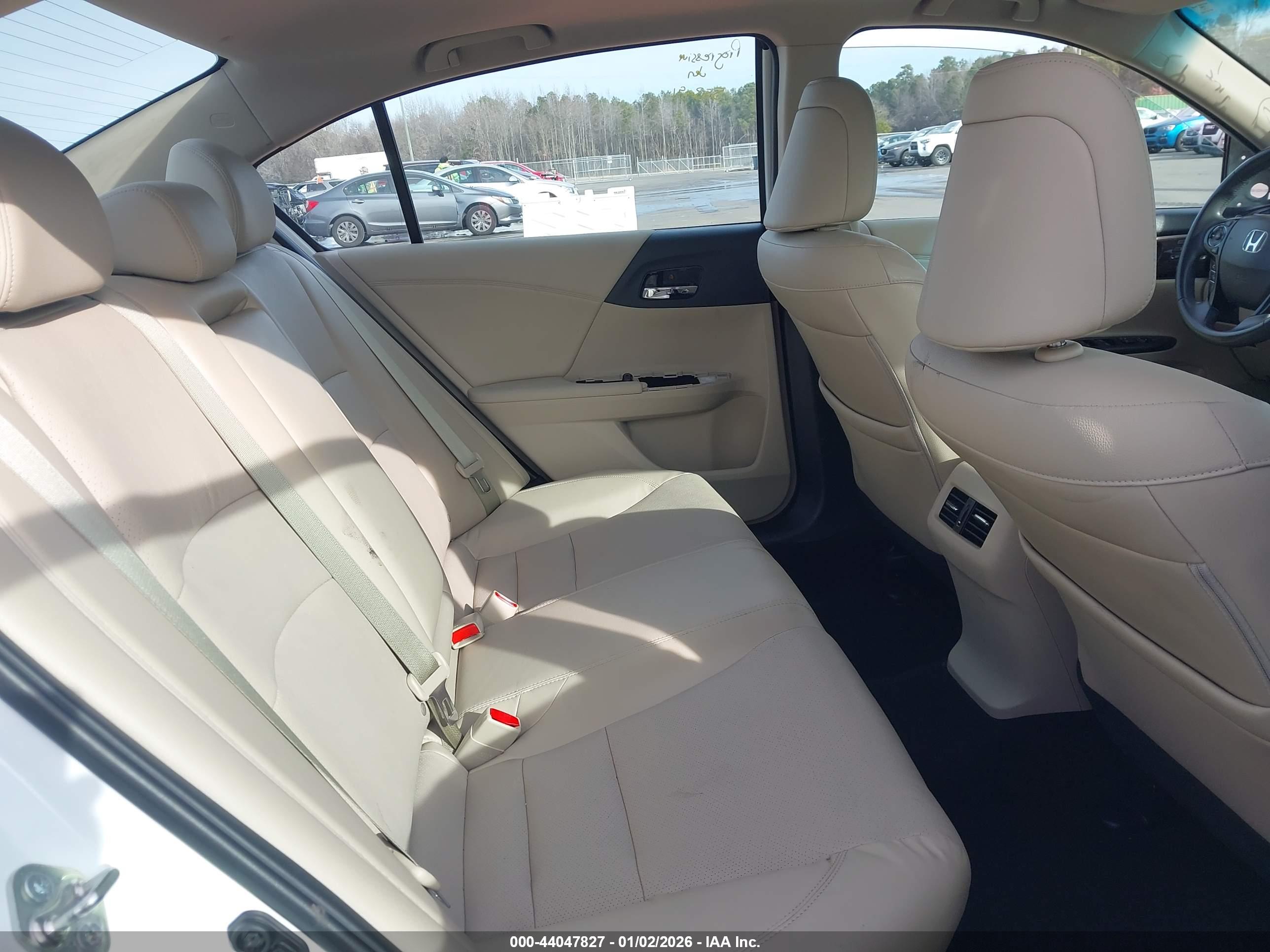 HONDA ACCORD image 8