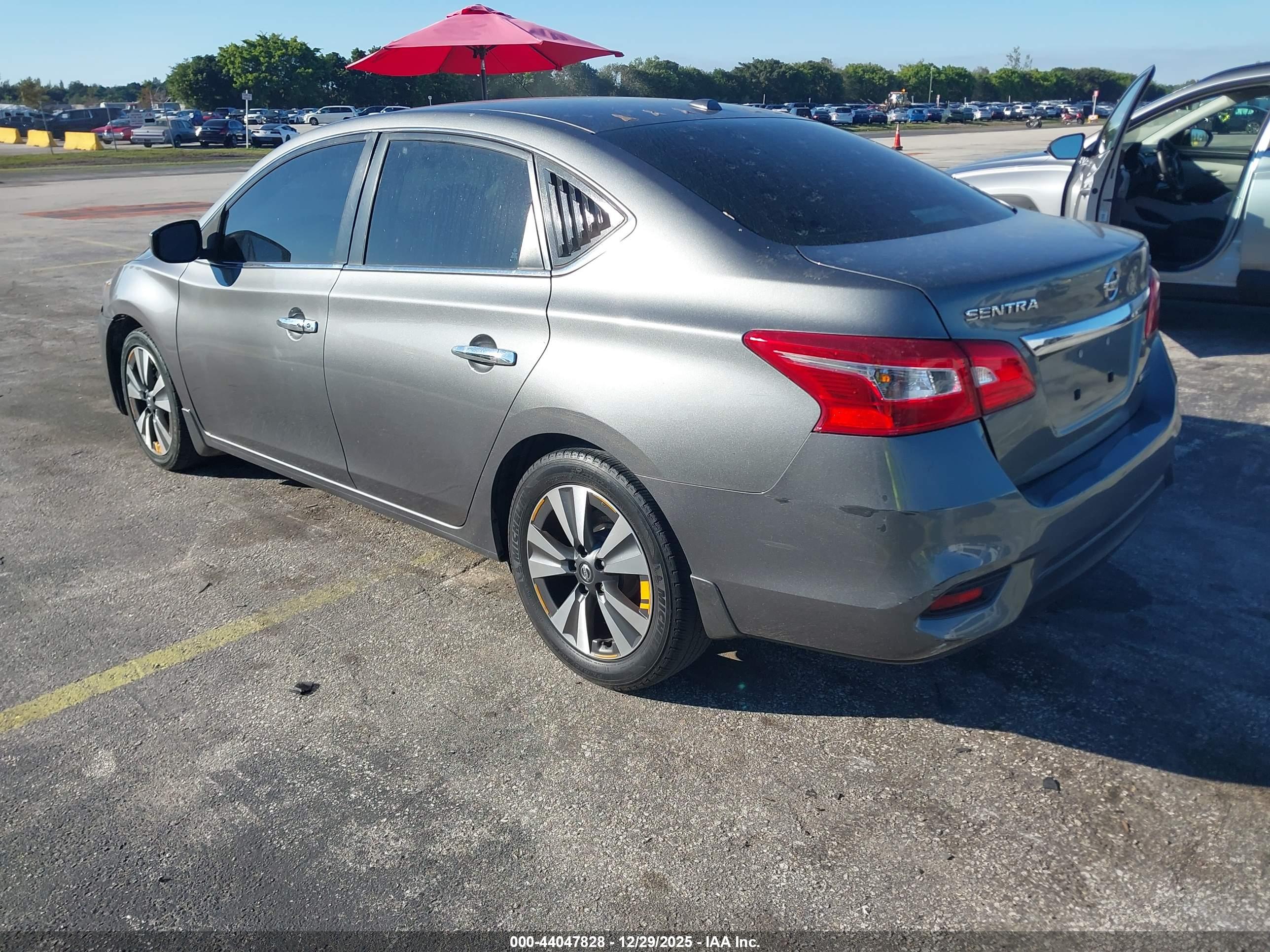 NISSAN SENTRA image 3