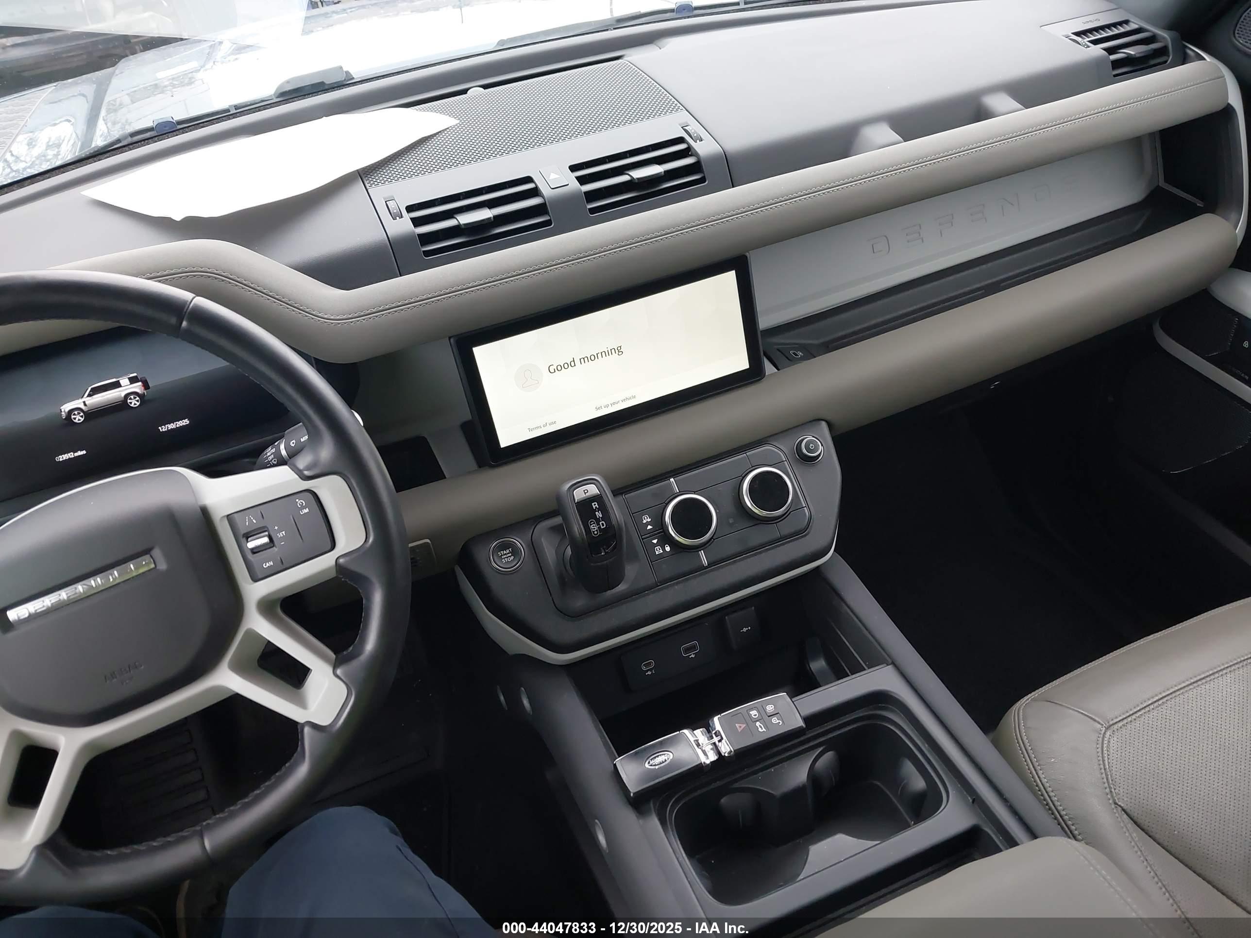 LAND ROVER image 11