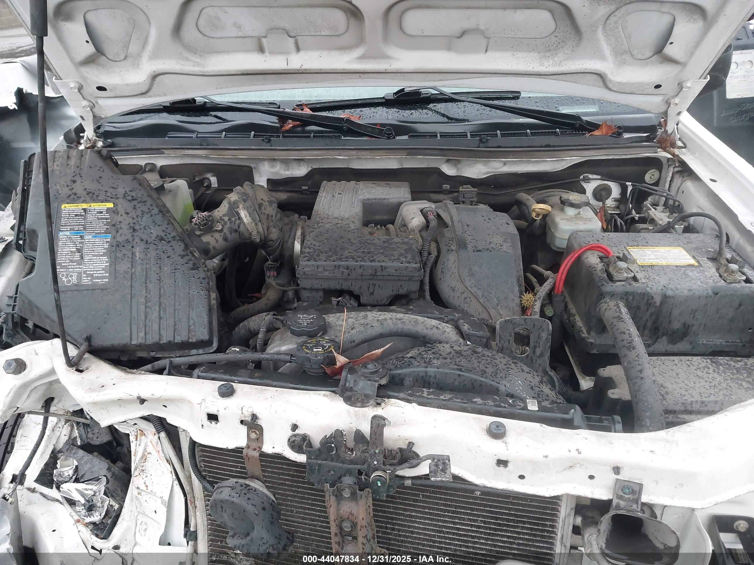 CHEVROLET COLORADO image 10