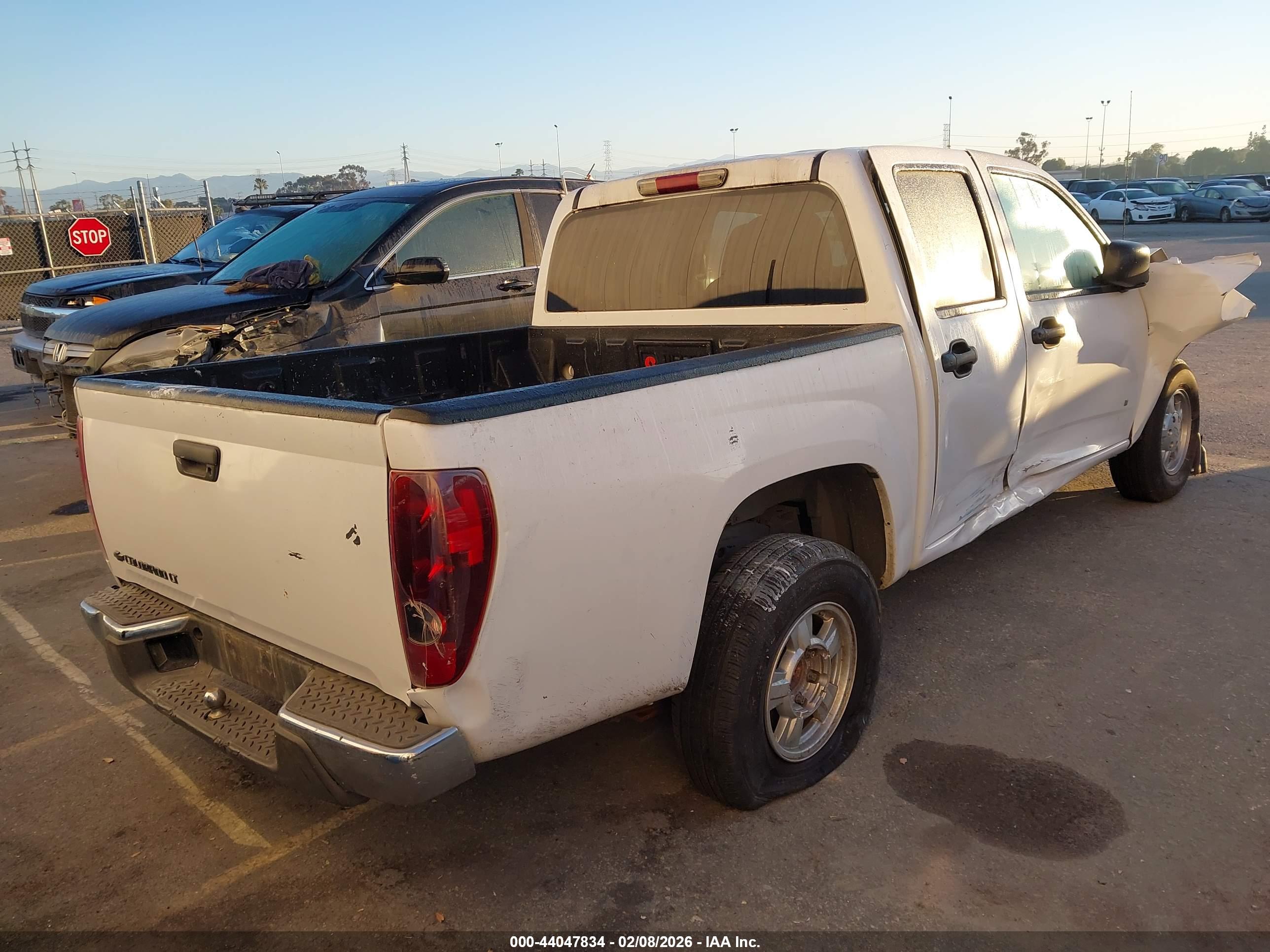 CHEVROLET COLORADO image 4
