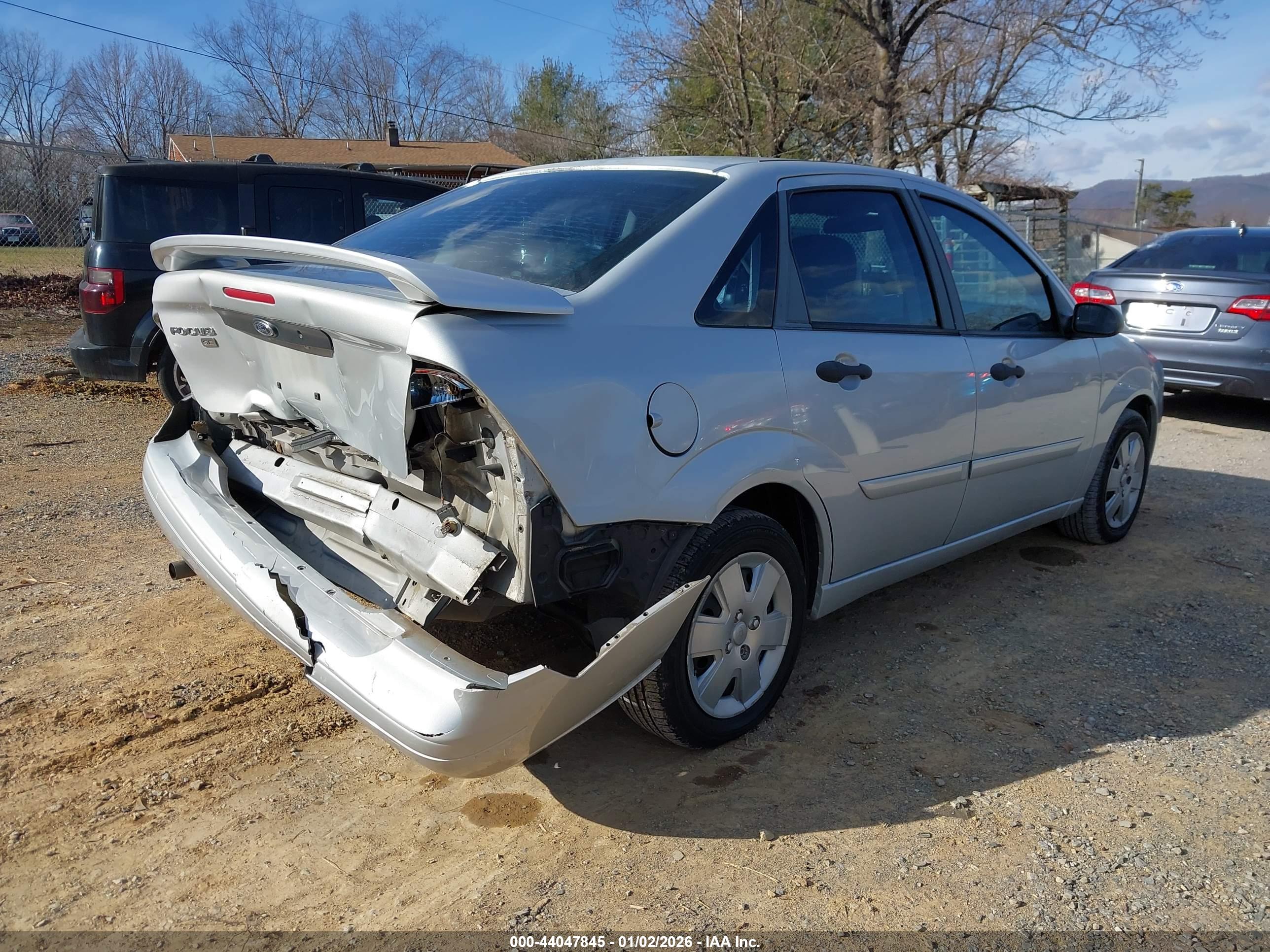 FORD FOCUS image 6