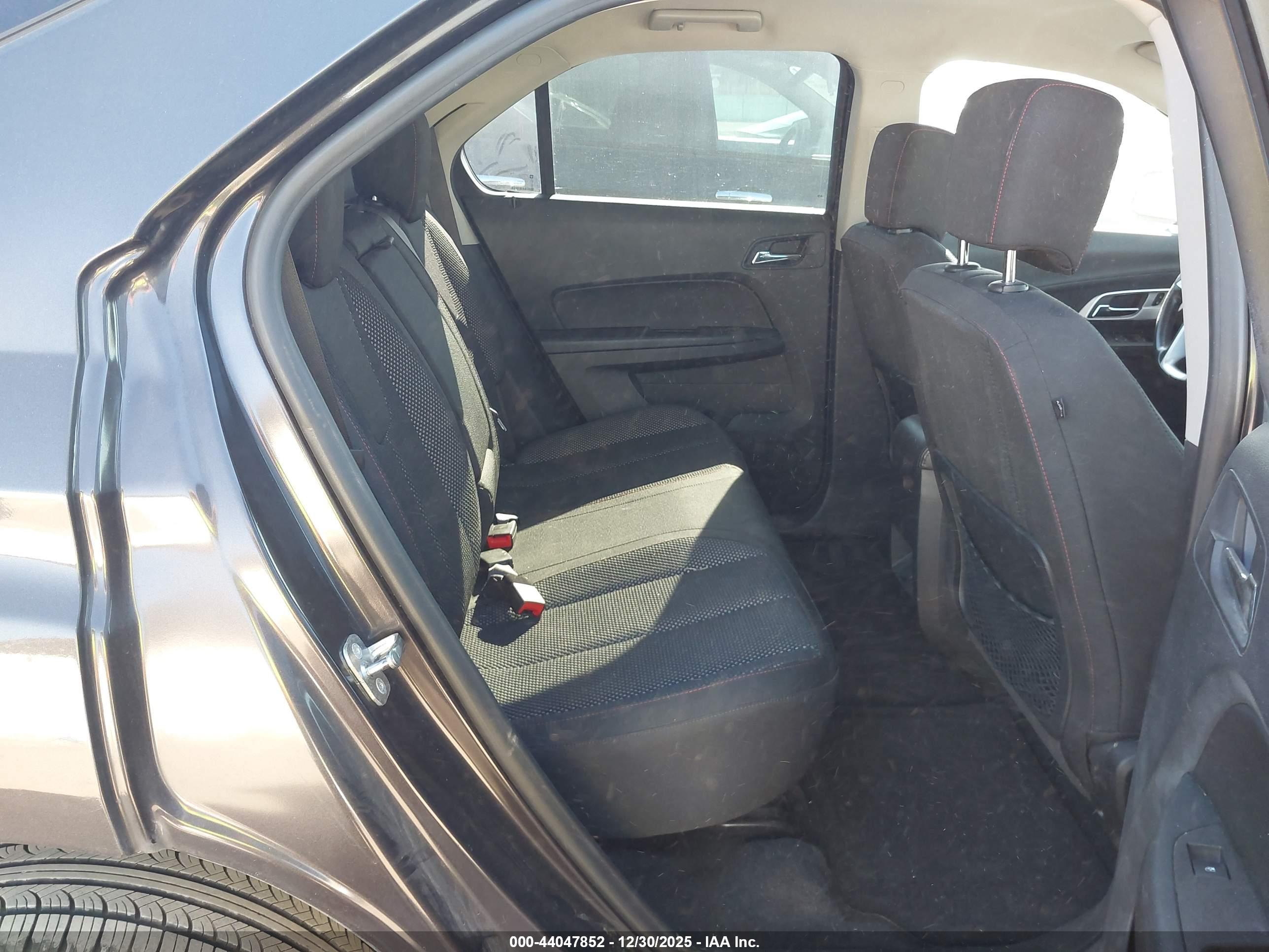CHEVROLET EQUINOX image 8