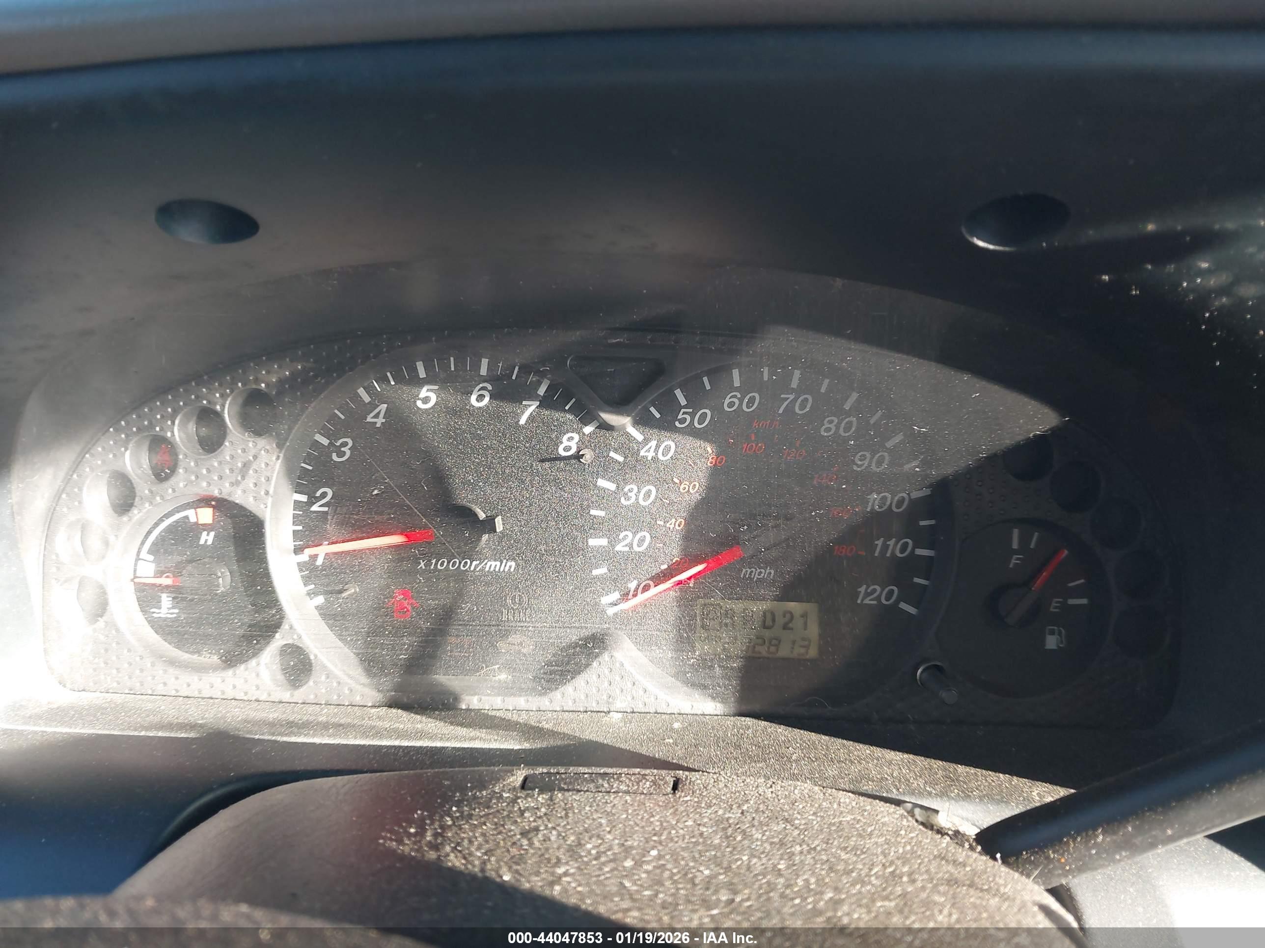 MAZDA TRIBUTE image 7