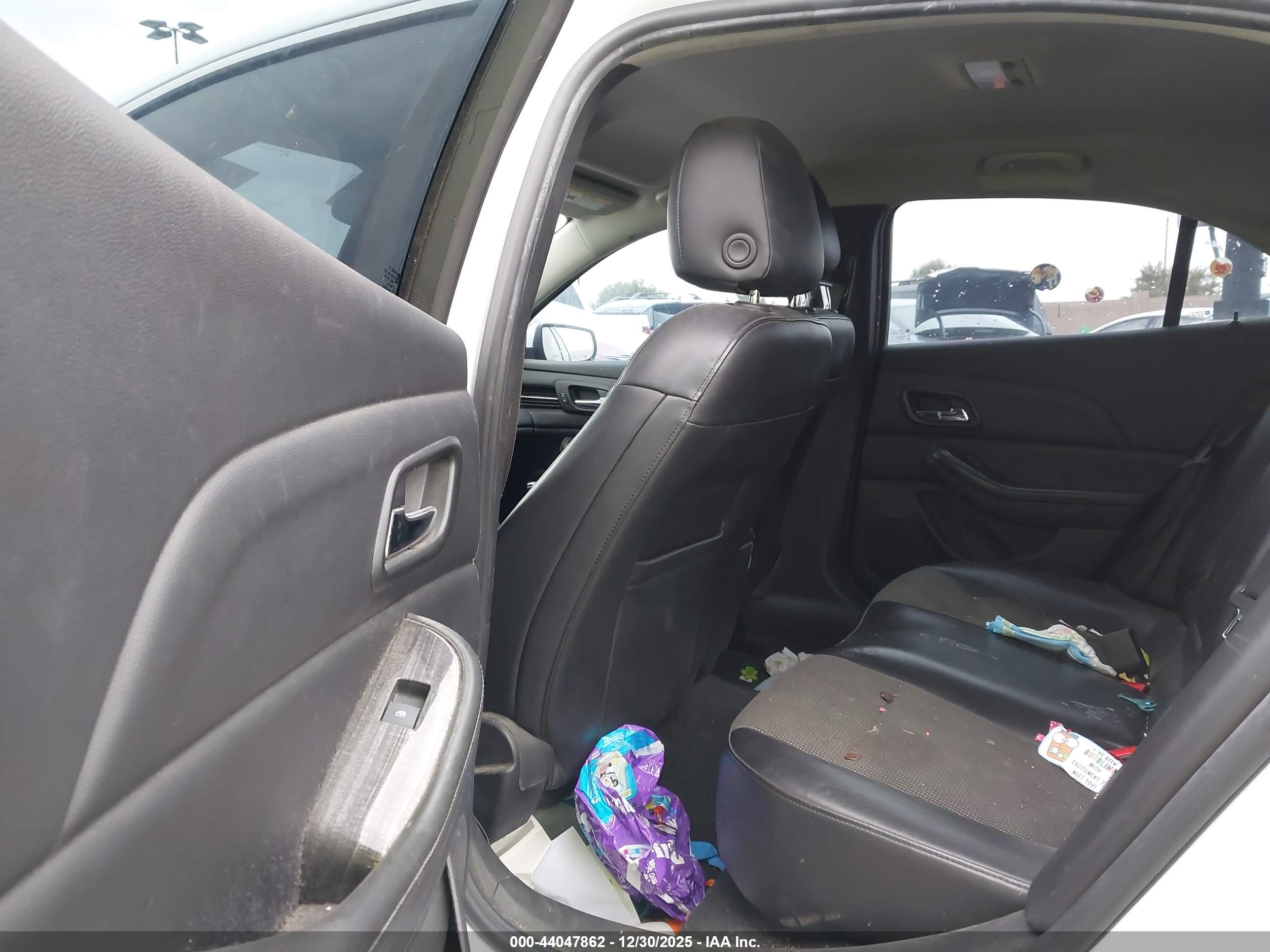CHEVROLET MALIBU image 8