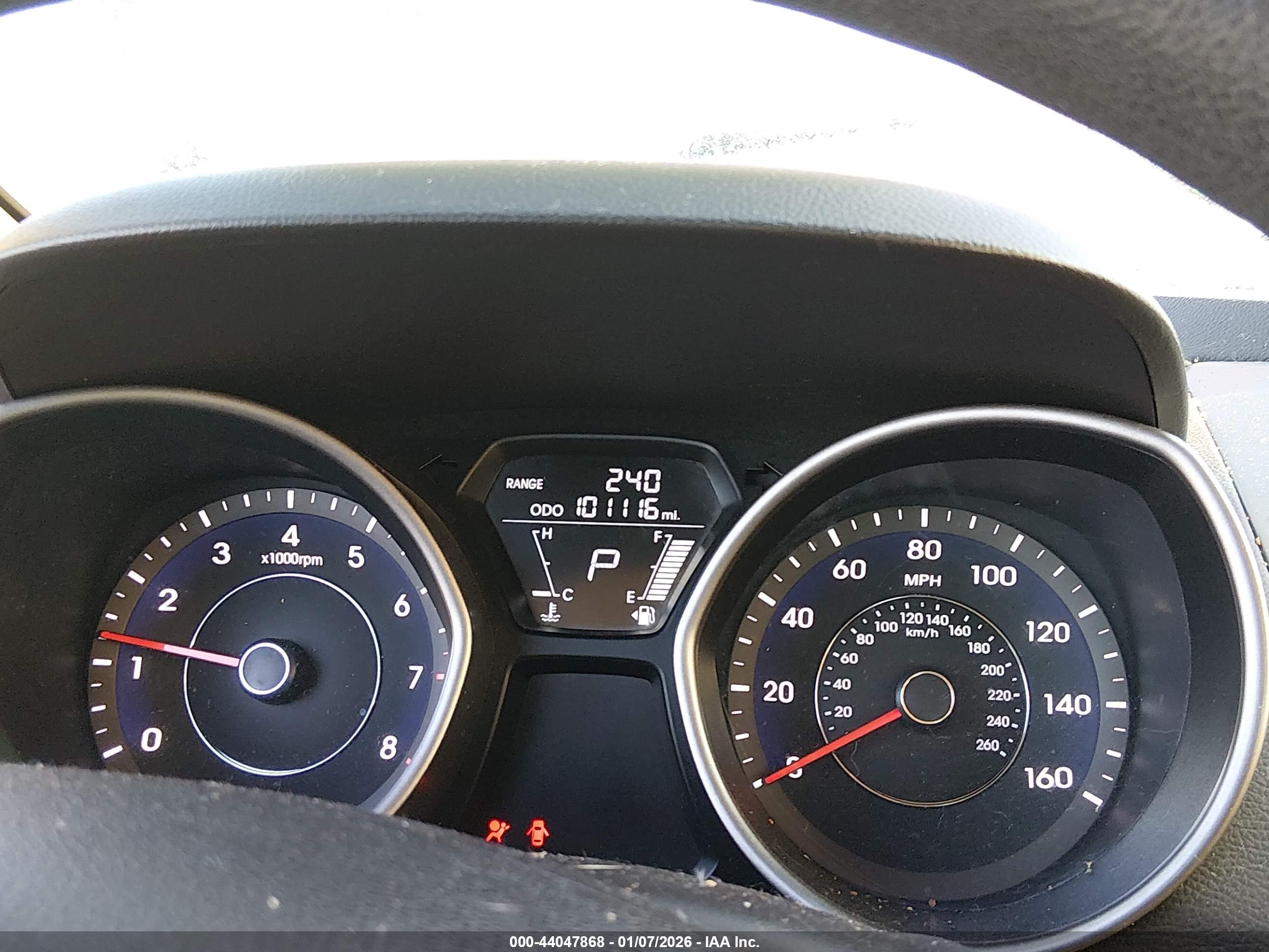 HYUNDAI ELANTRA image 7