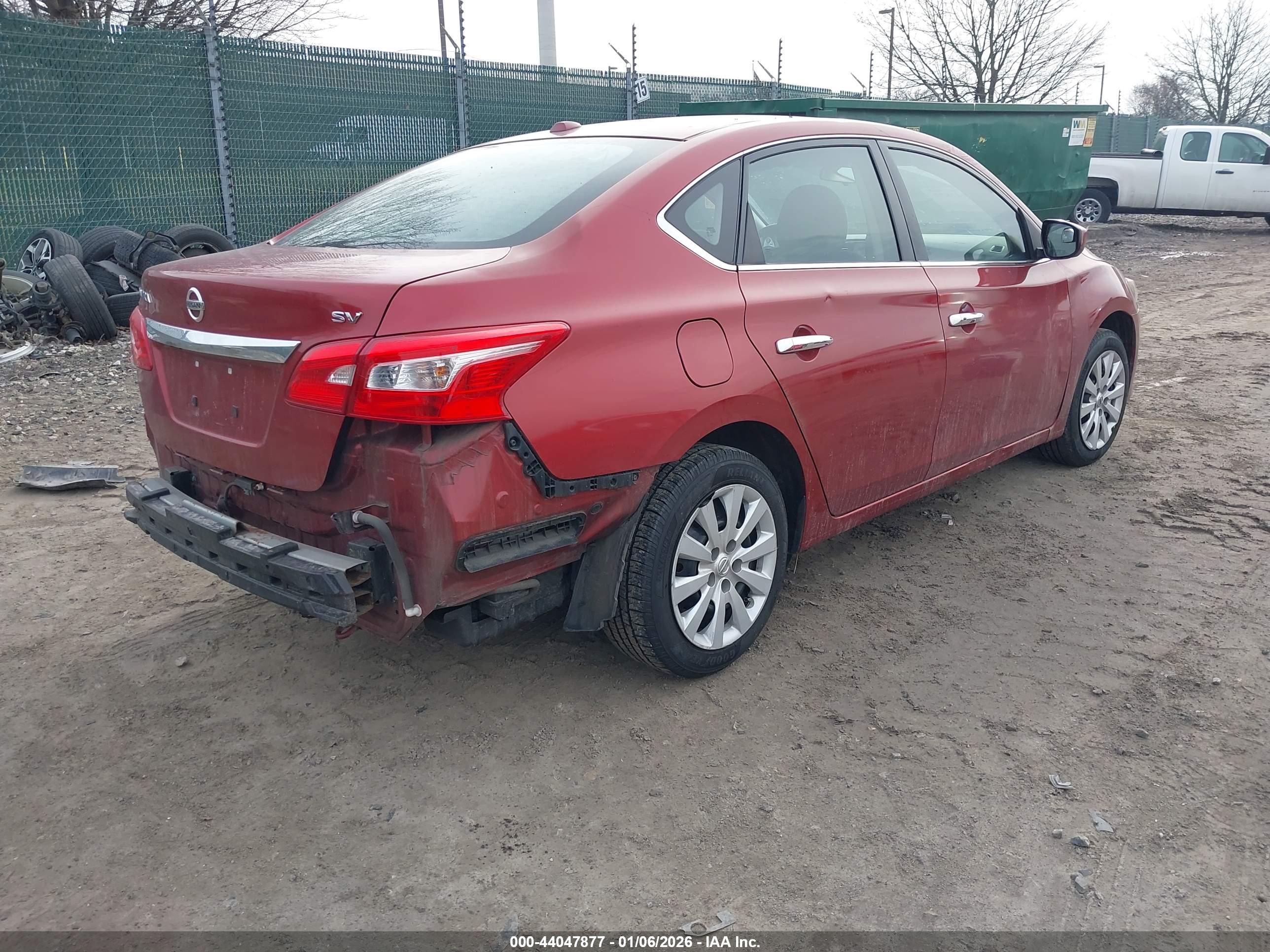 NISSAN SENTRA image 4