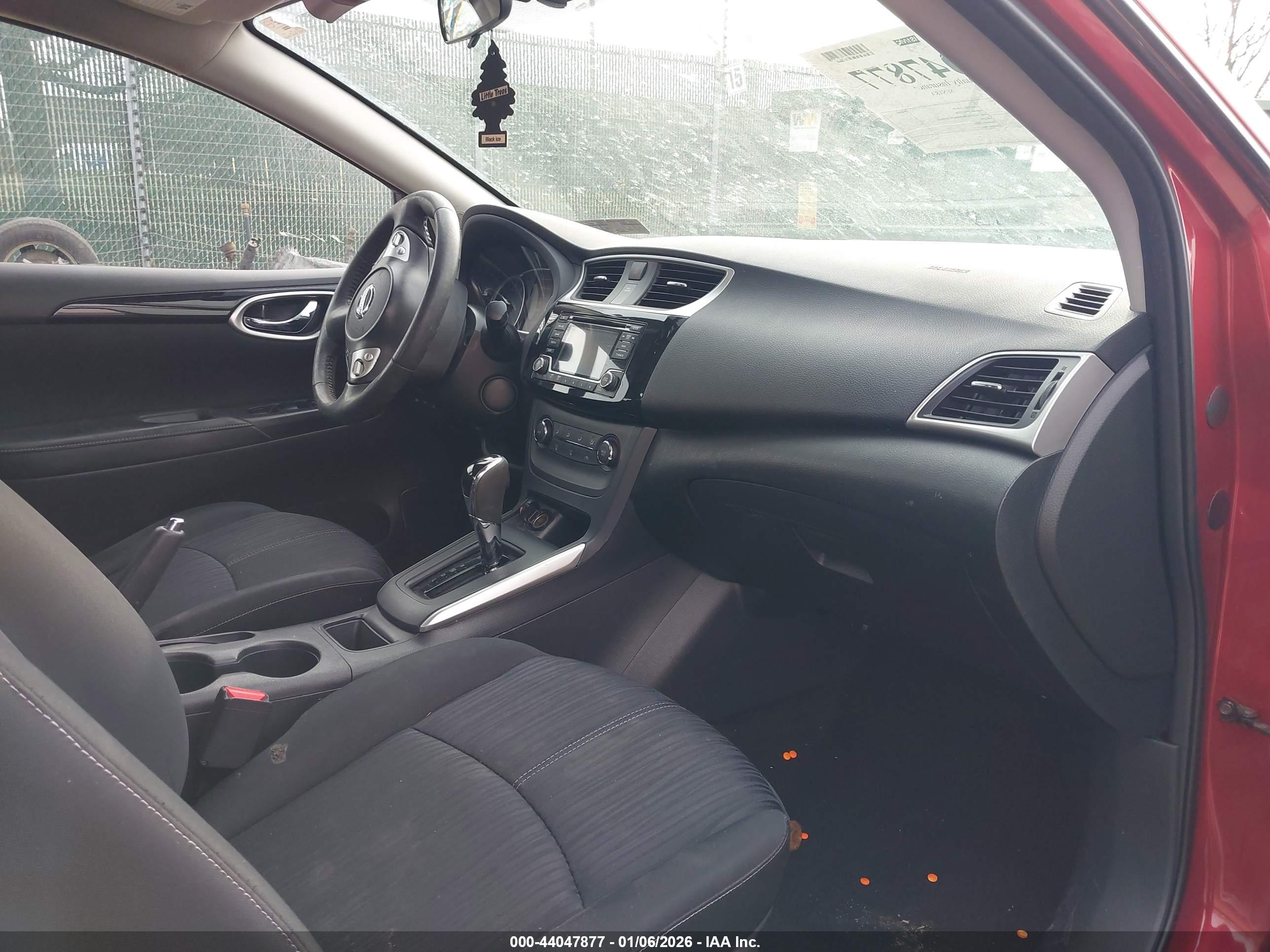 NISSAN SENTRA image 5