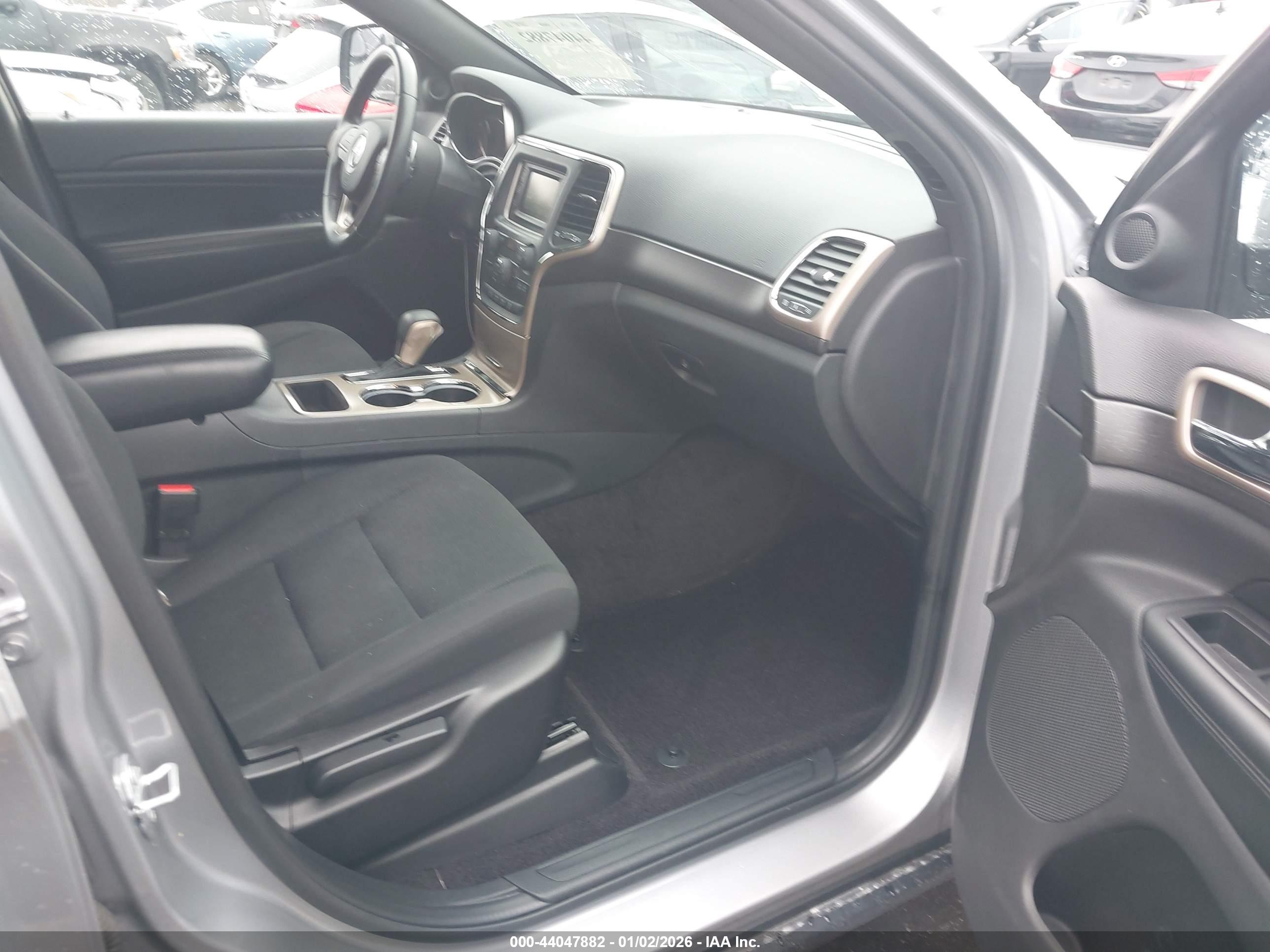 JEEP GRAND image 5