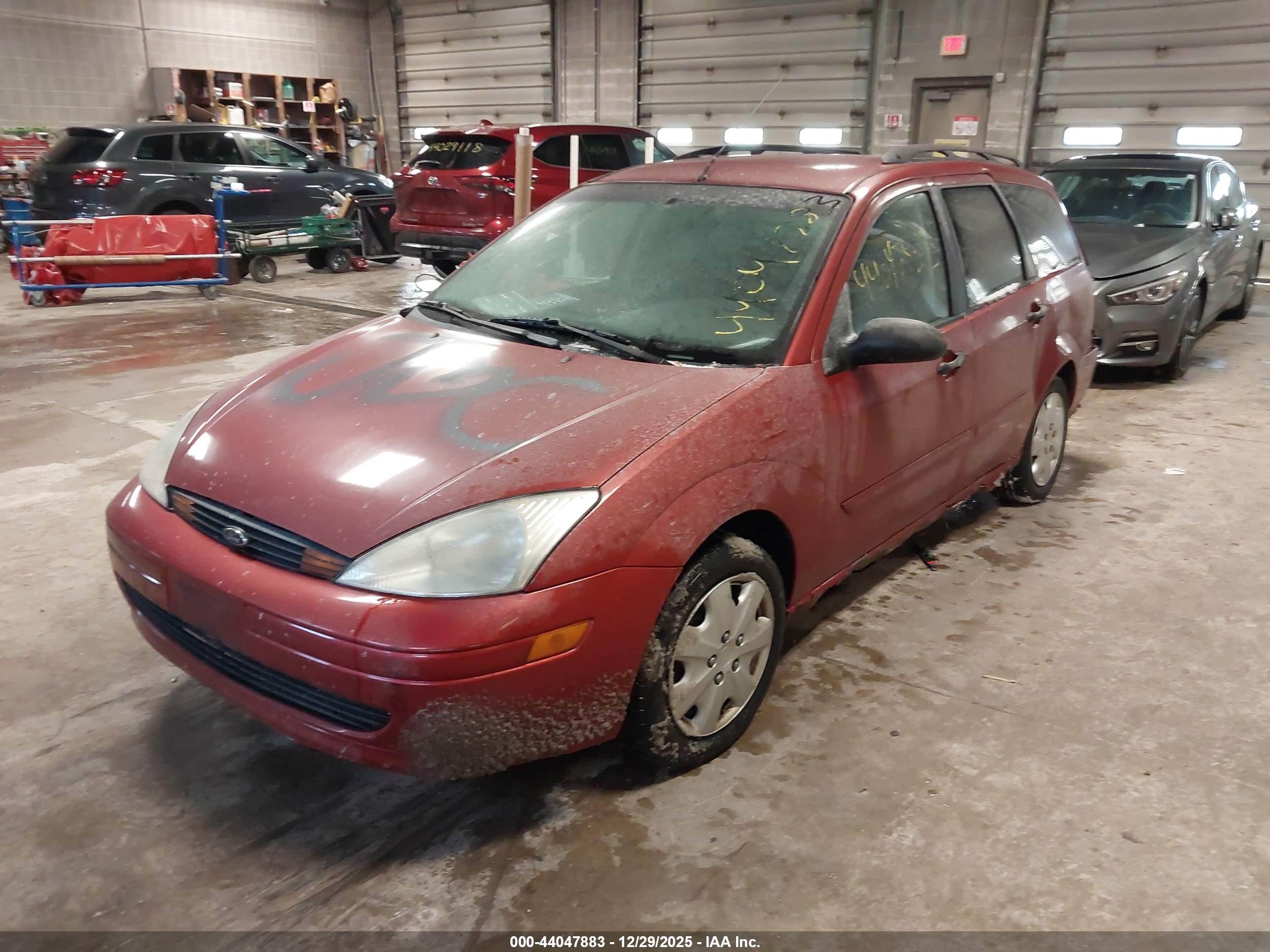 FORD FOCUS image 2