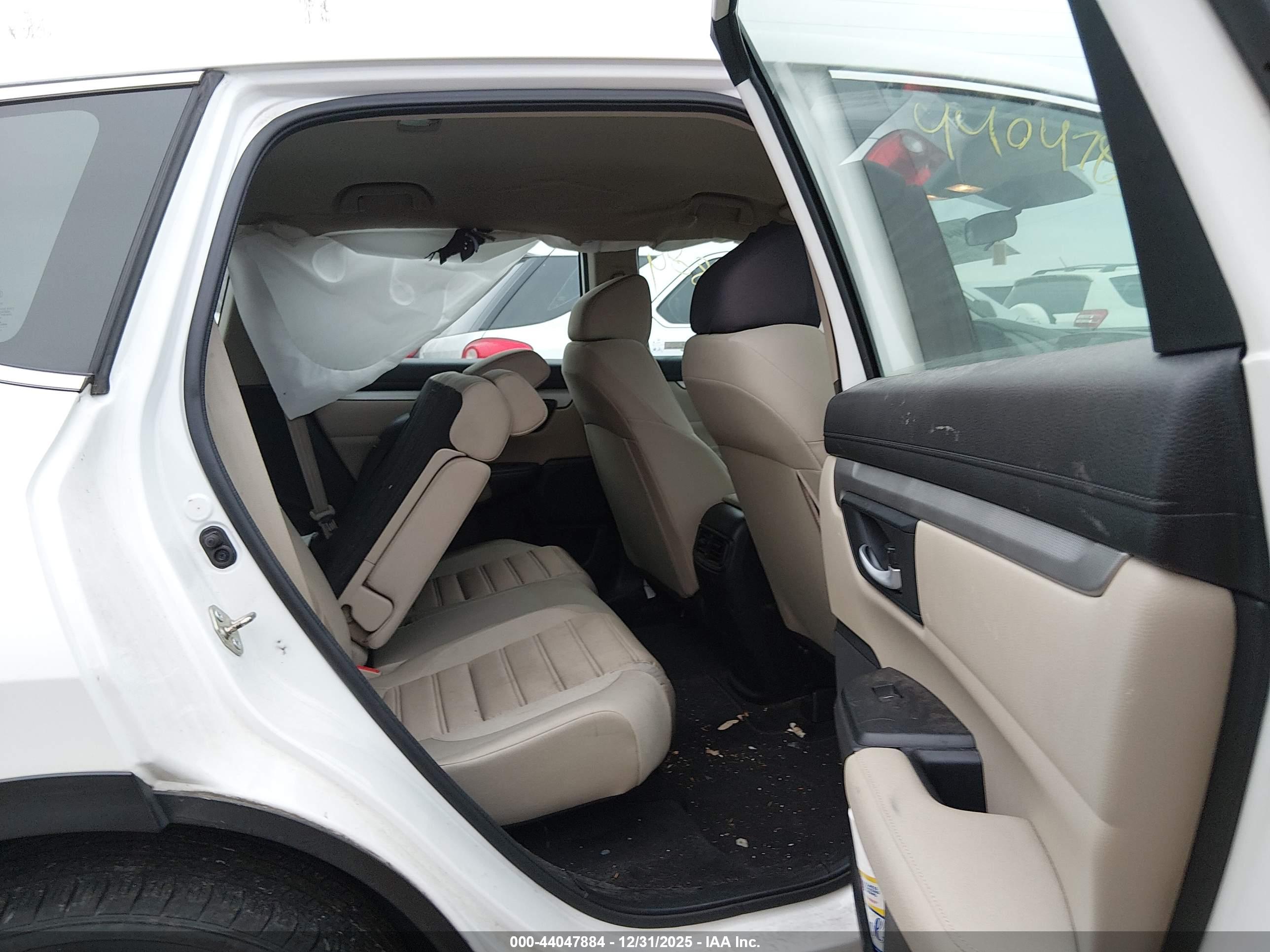 HONDA CR-V image 8