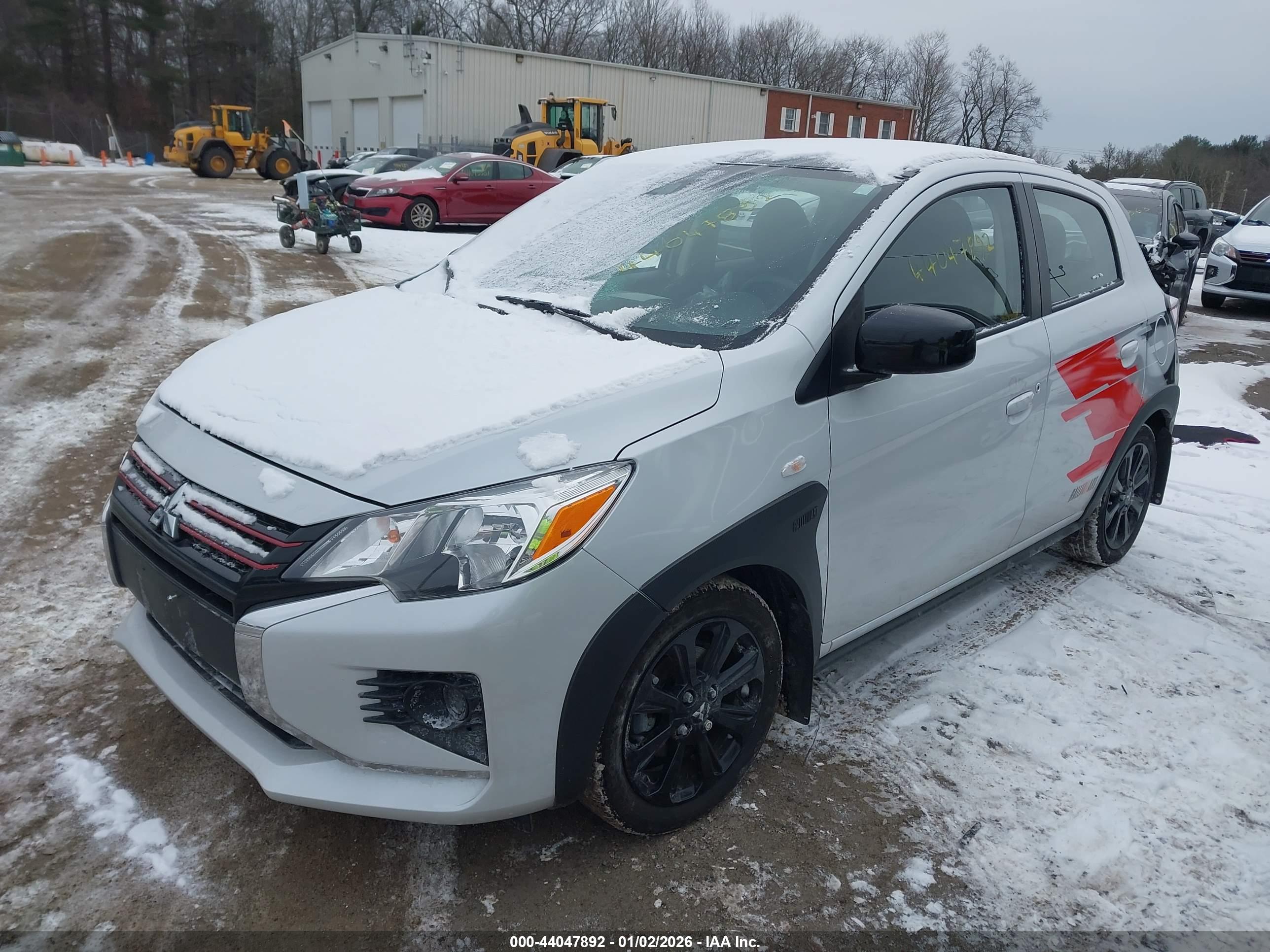 MITSUBISHI MIRAGE image 2
