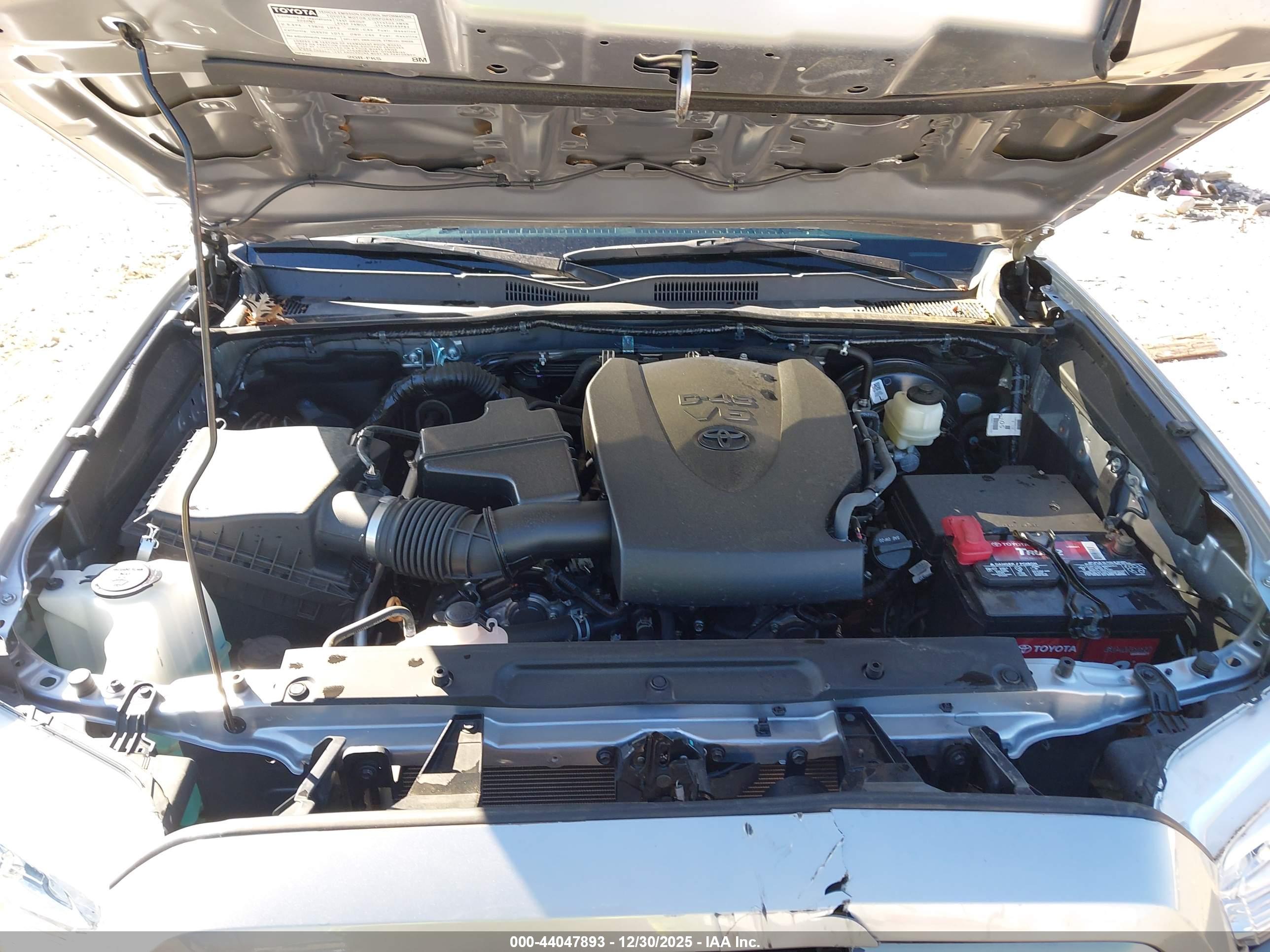 TOYOTA TACOMA image 10