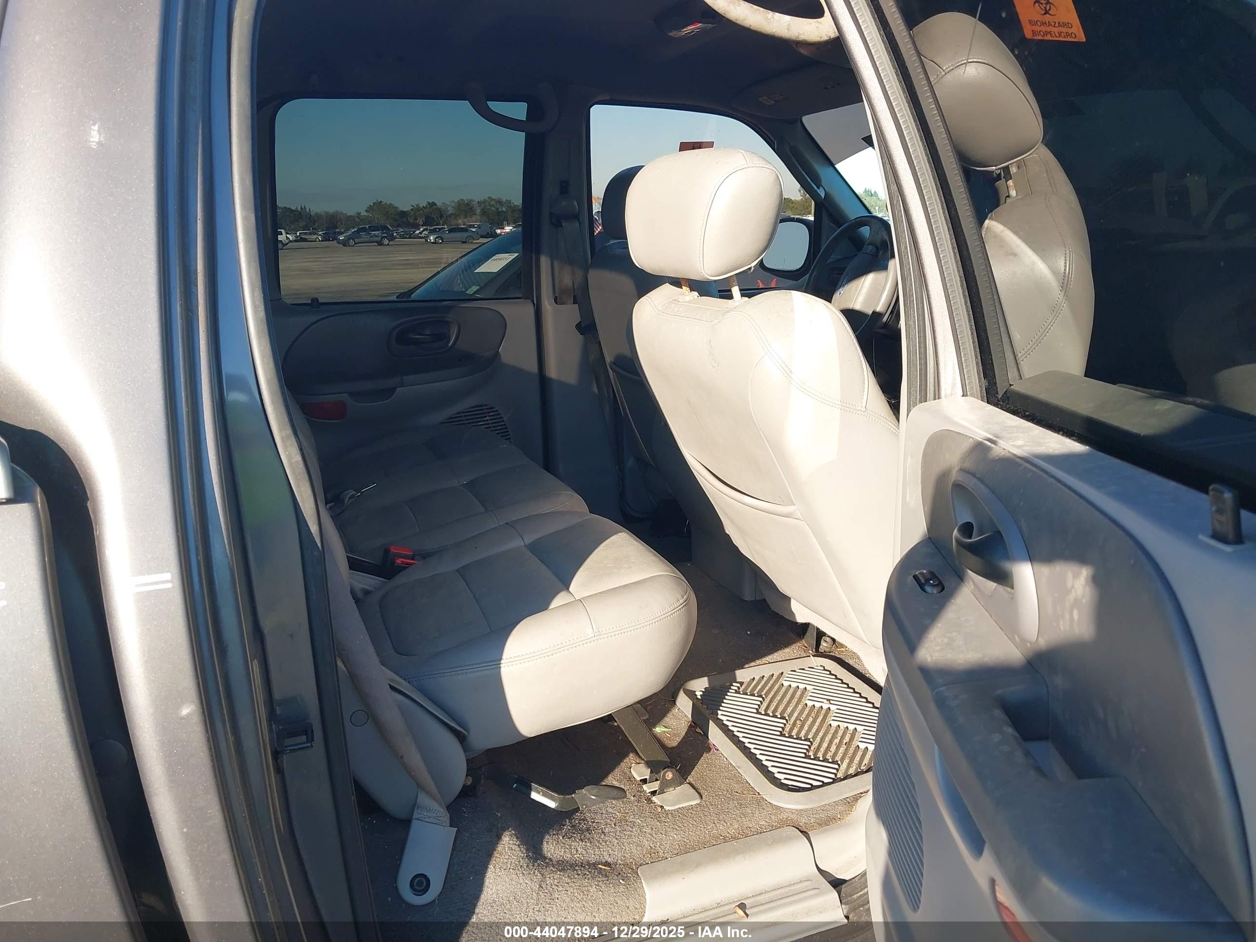 FORD F-150 image 8
