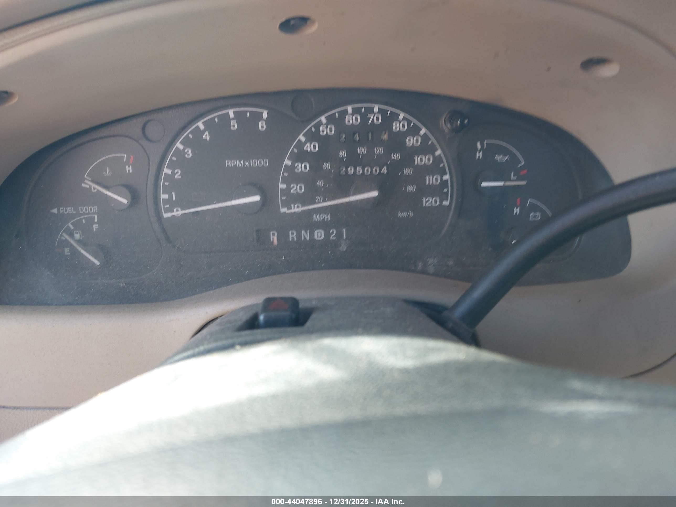 FORD RANGER image 7