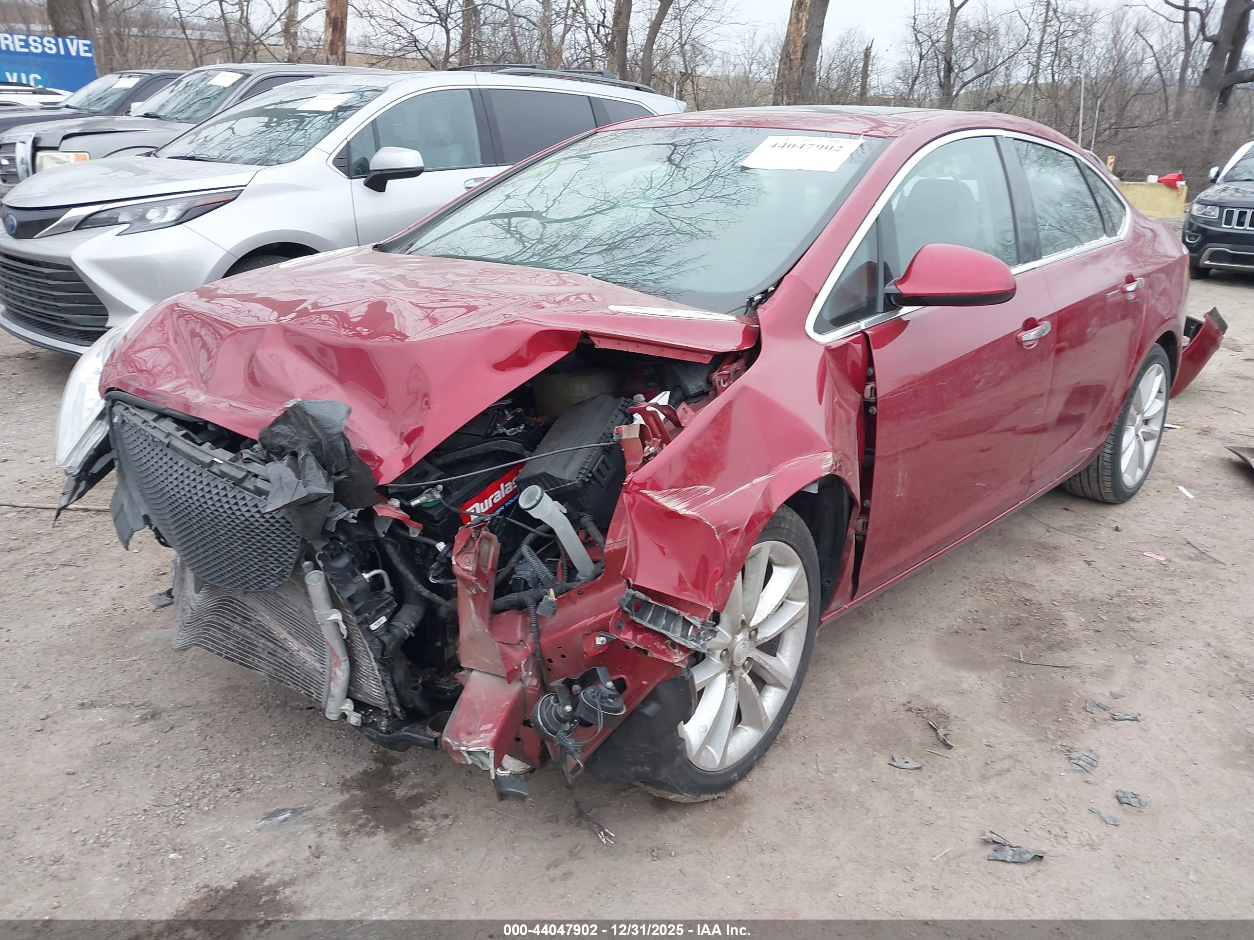 BUICK VERANO image 2