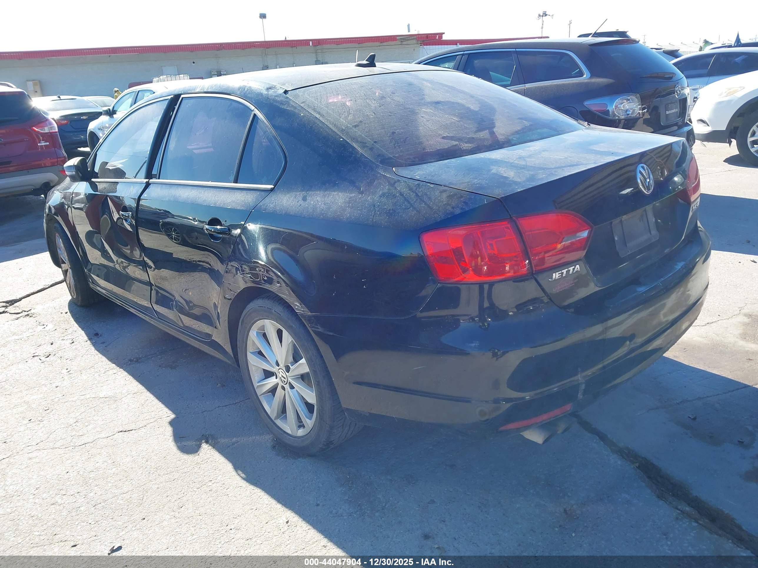 VOLKSWAGEN JETTA image 3