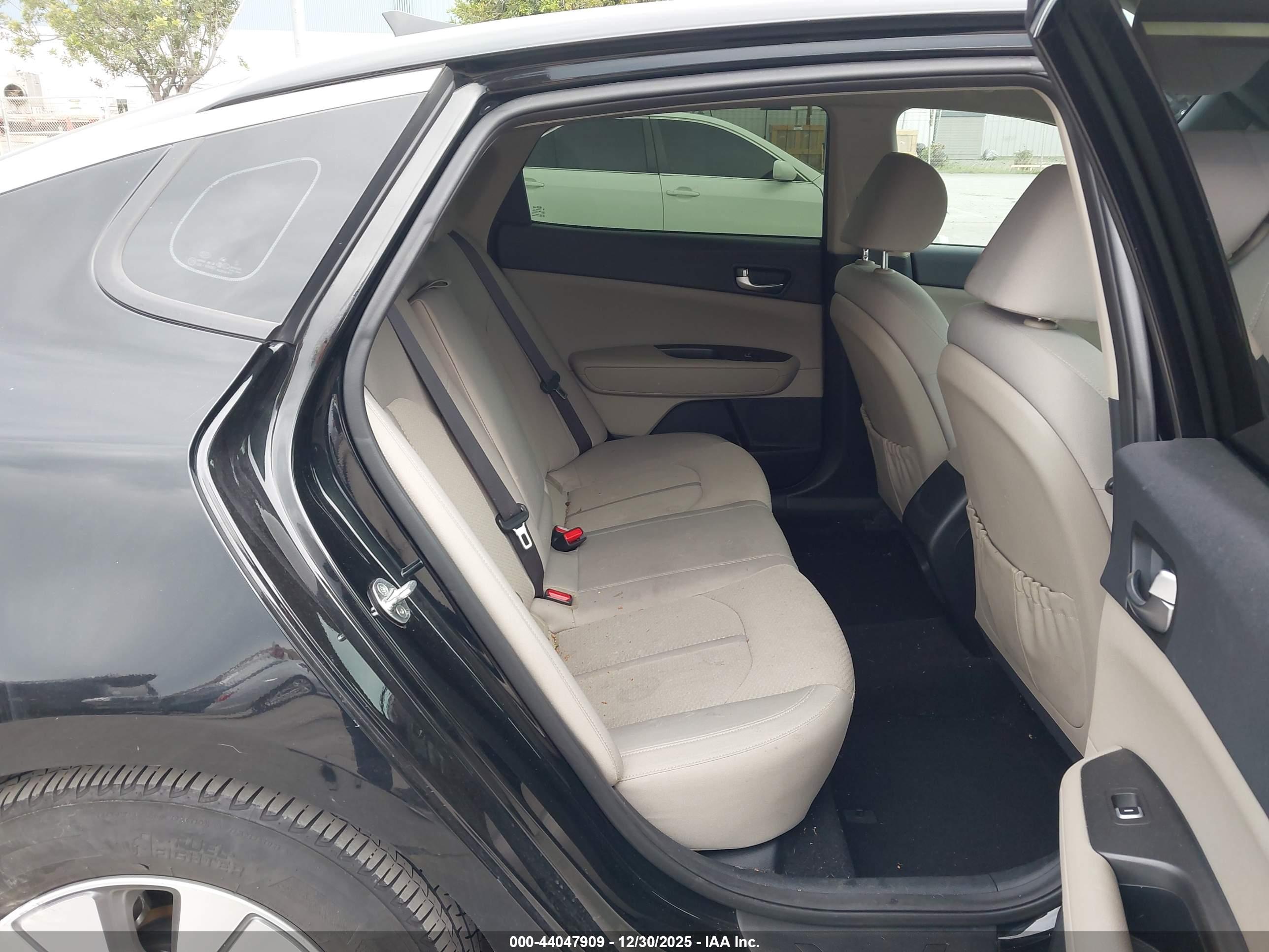 KIA OPTIMA image 8