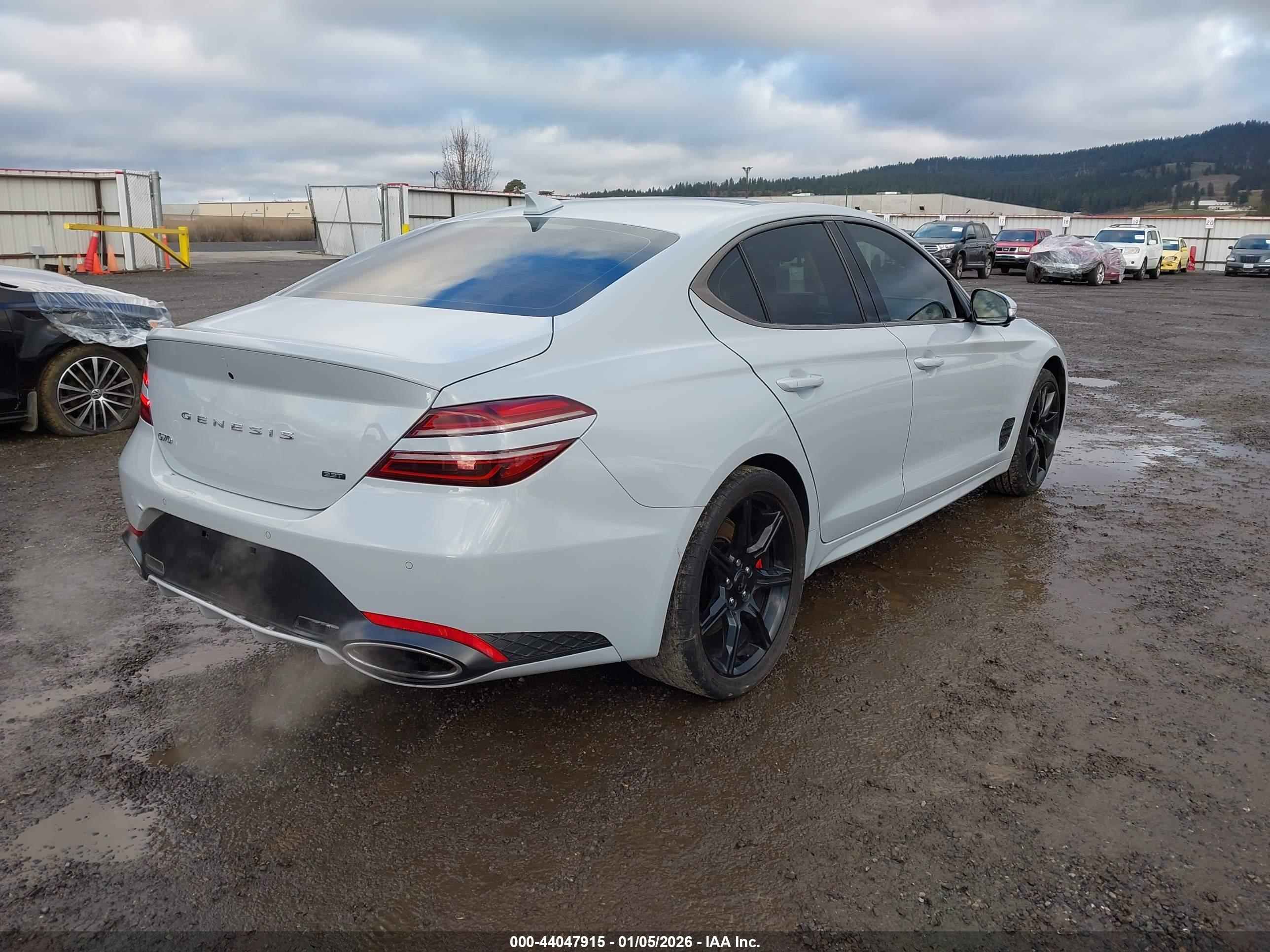 GENESIS G70 image 4