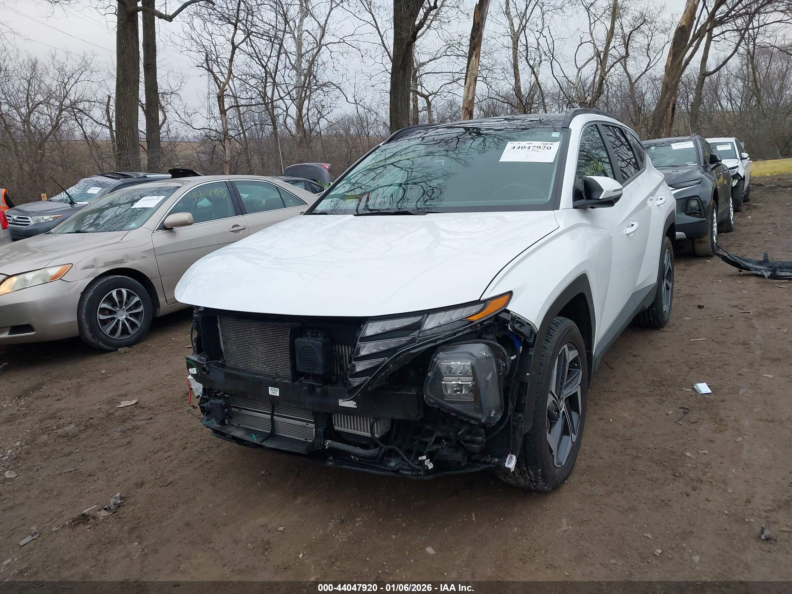 HYUNDAI TUCSON image 2