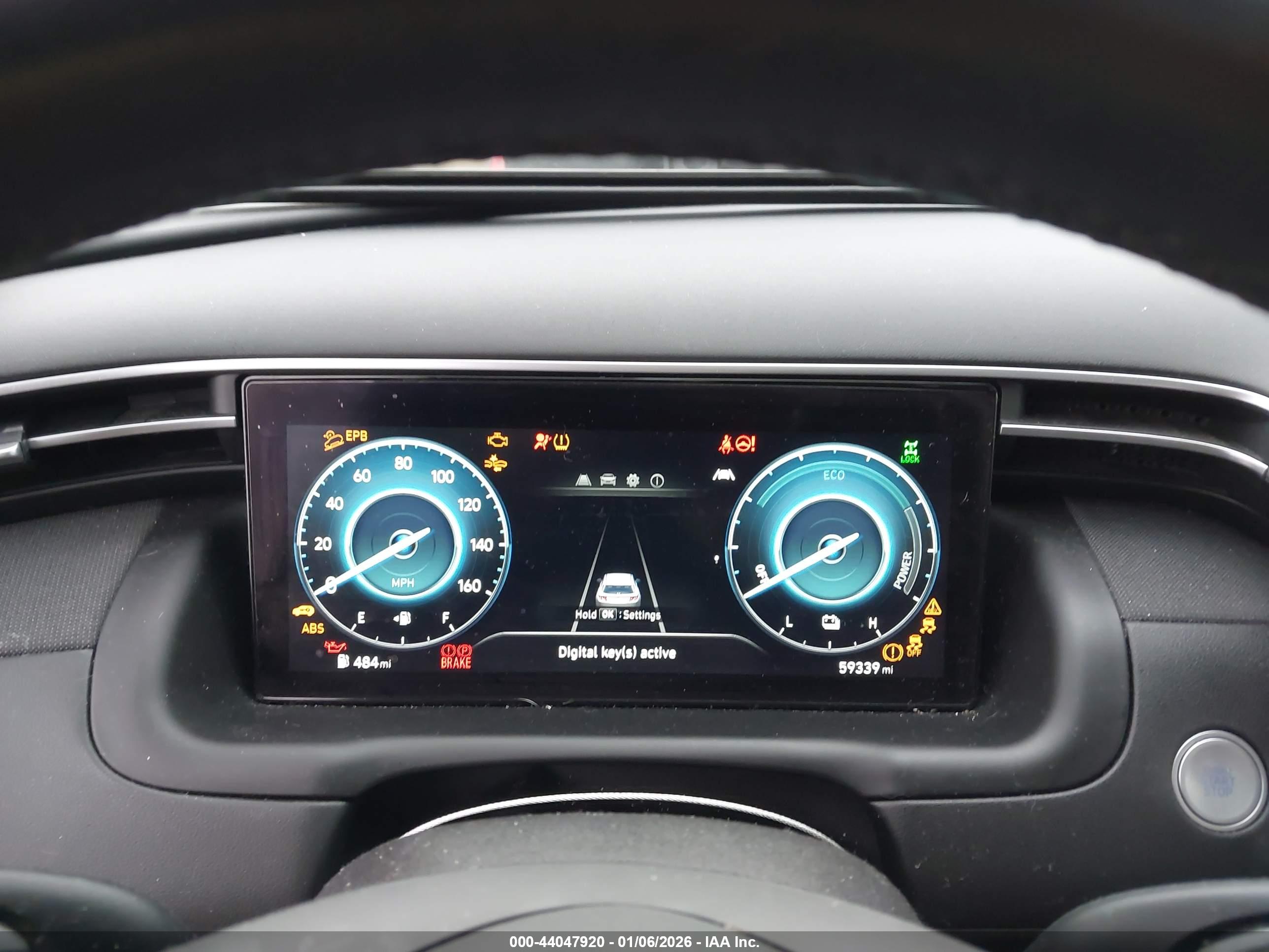 HYUNDAI TUCSON image 7