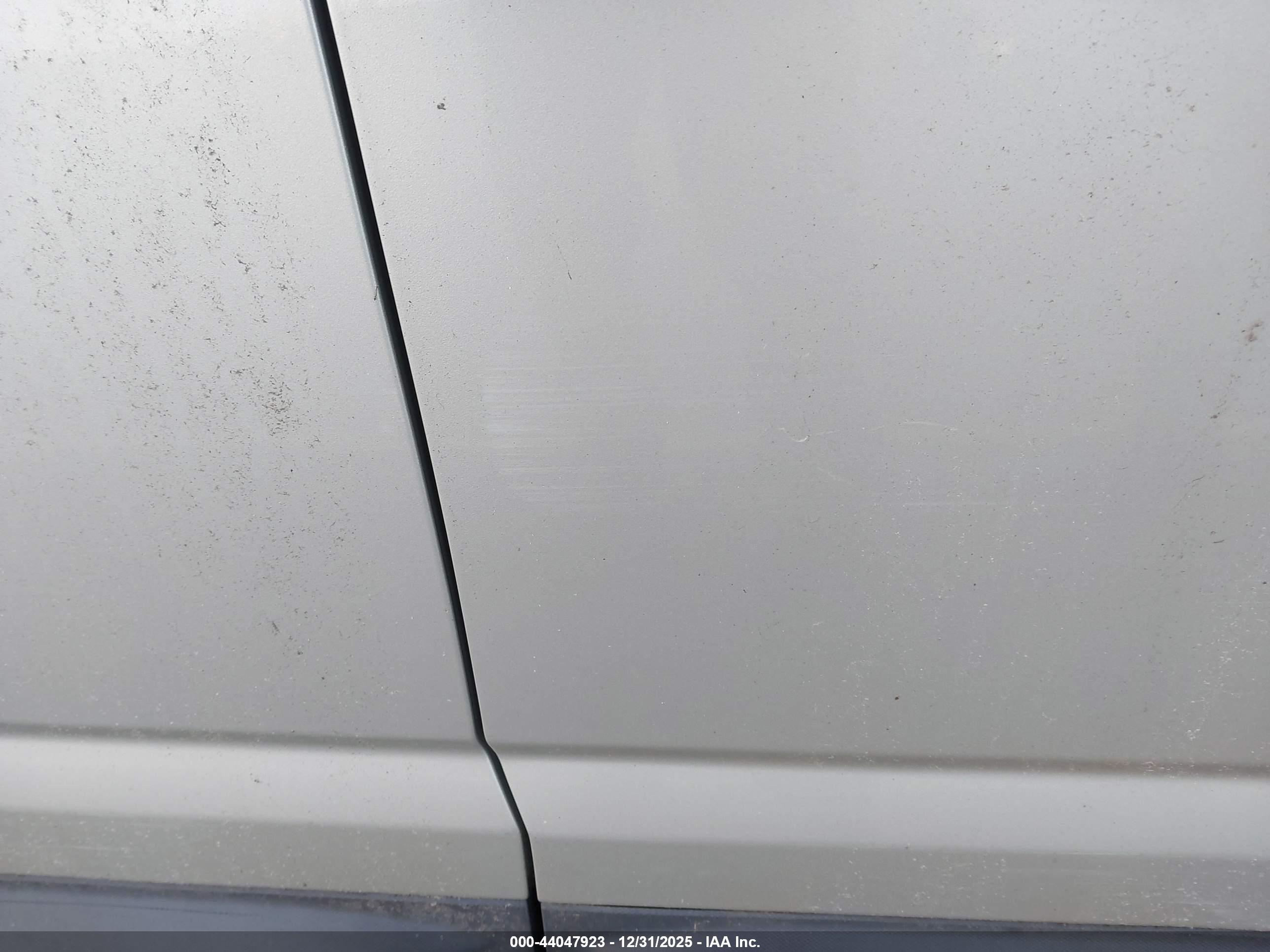 GMC TERRAIN image 6