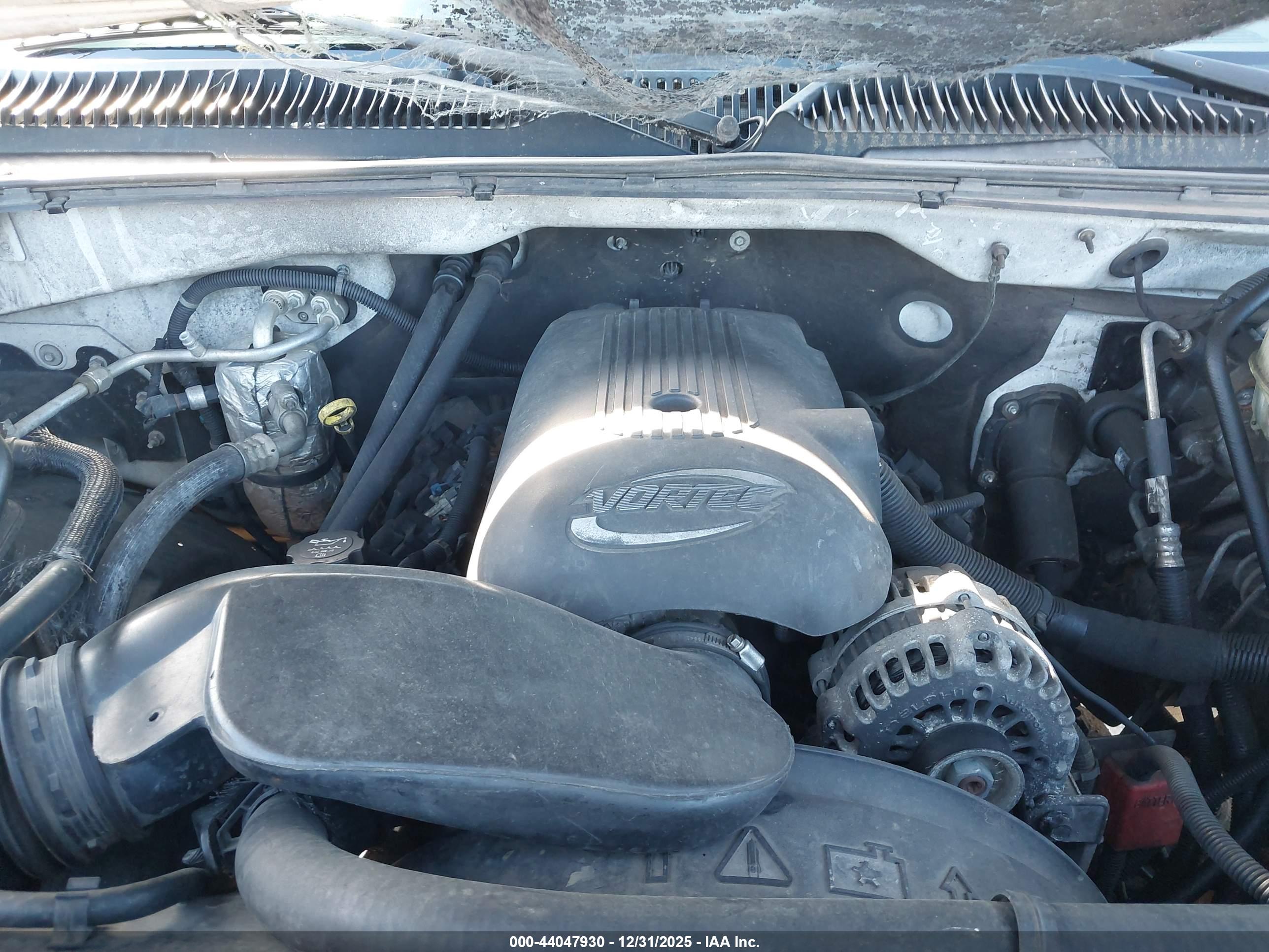 CHEVROLET SILVERADO image 10