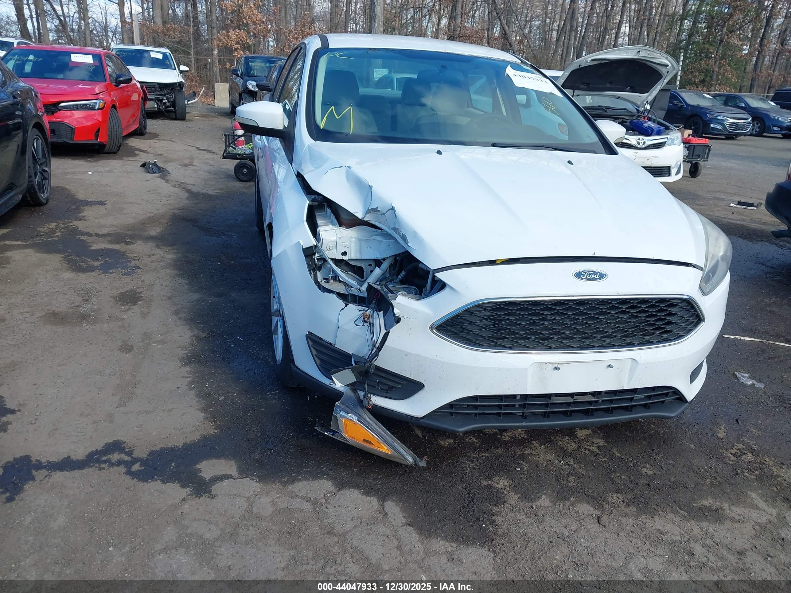 FORD FOCUS image 6
