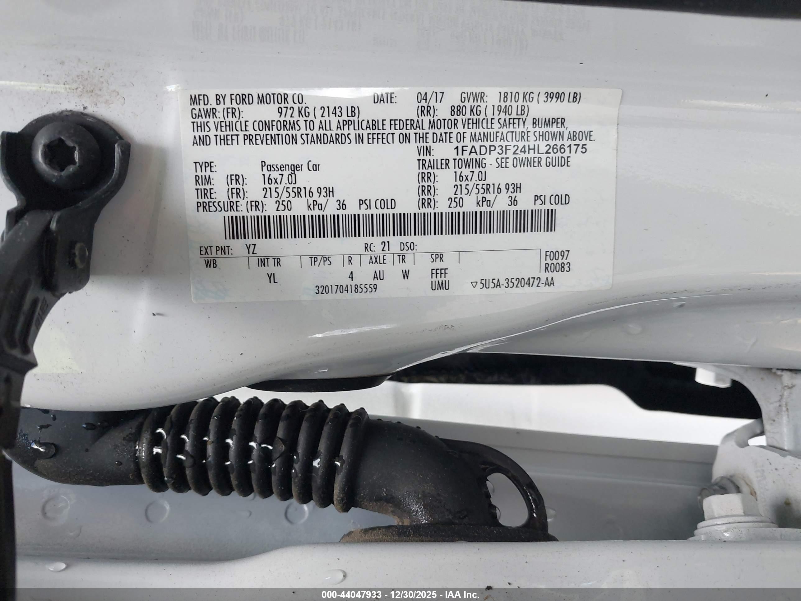FORD FOCUS image 9